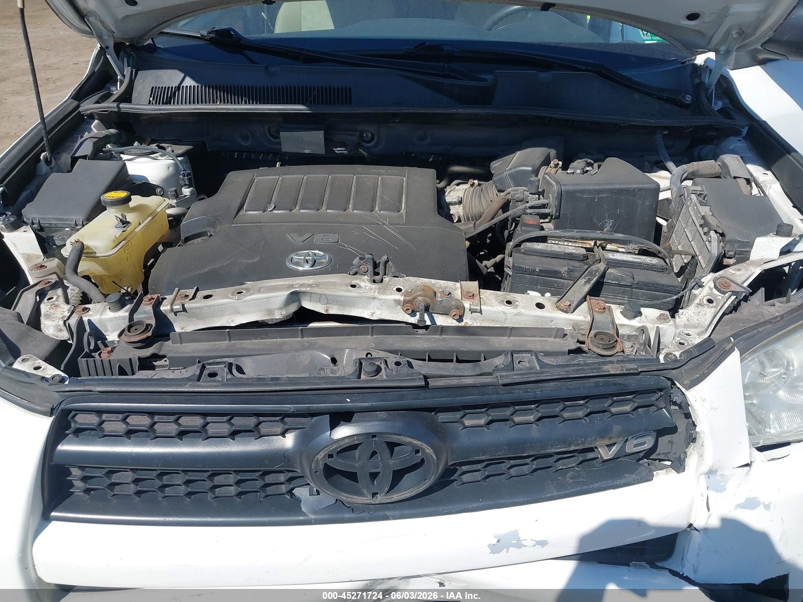 2009 Toyota Rav4 Base V6 White vin: 2T3BK33V19W009942