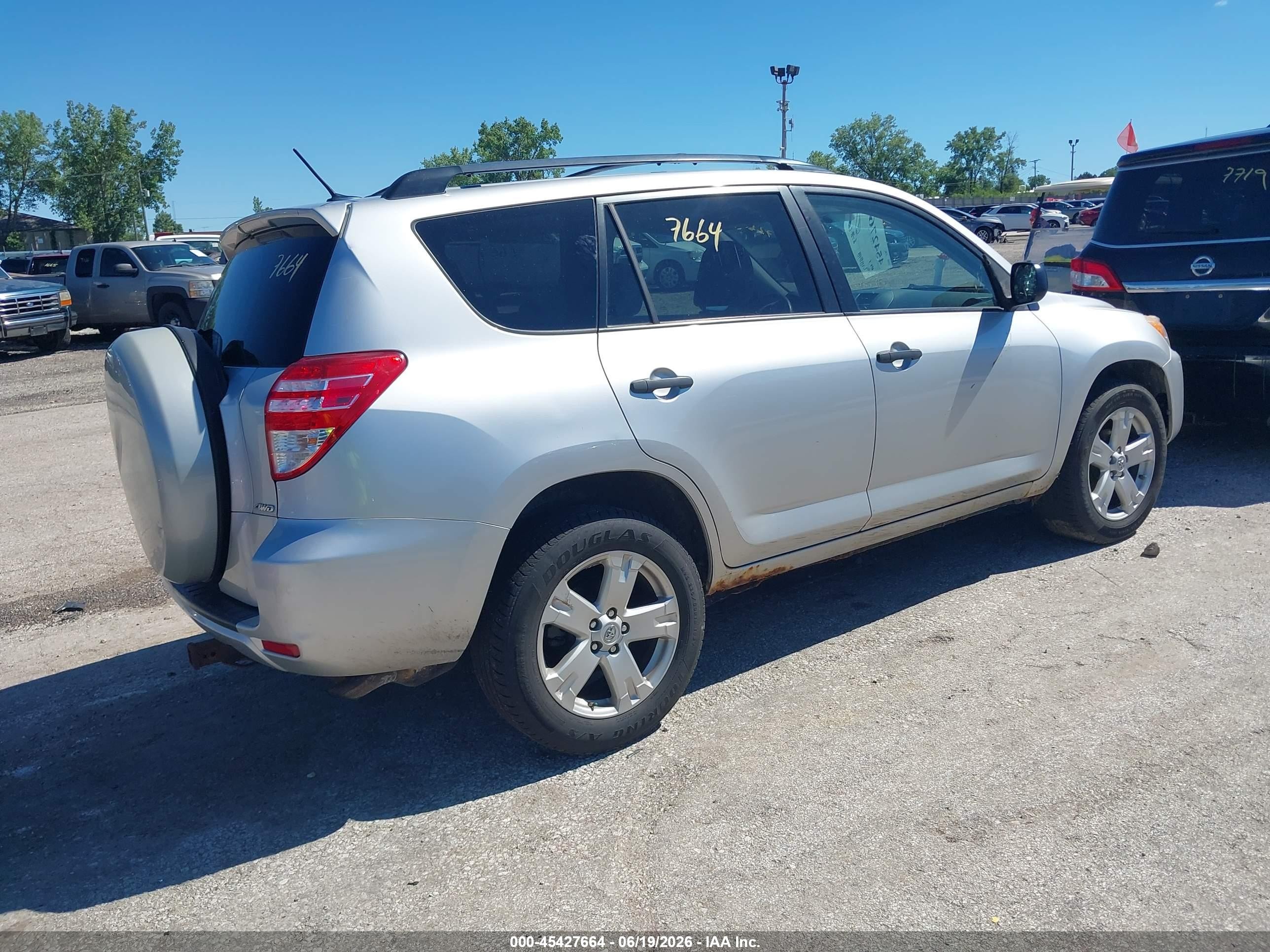 2009 Toyota Rav4 Base V6 Silver vin: 2T3BK33V89W003863