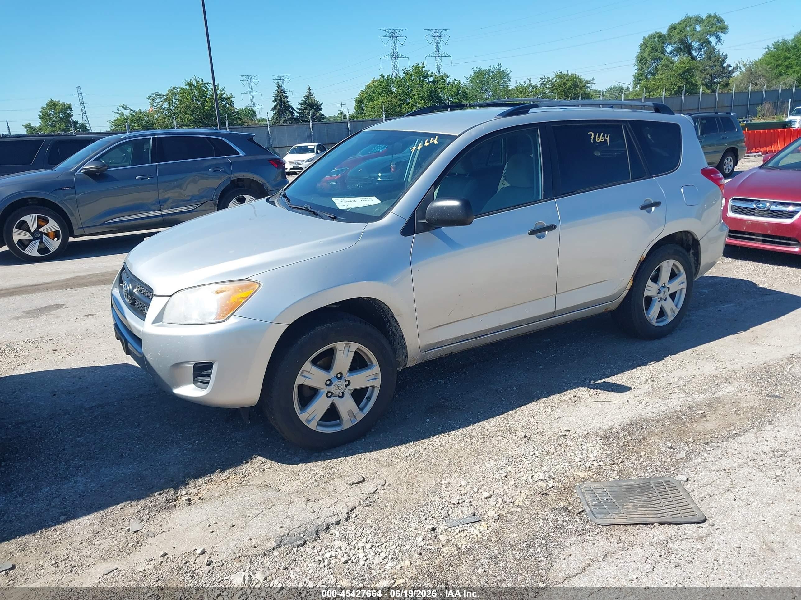 2009 Toyota Rav4 Base V6 Silver vin: 2T3BK33V89W003863
