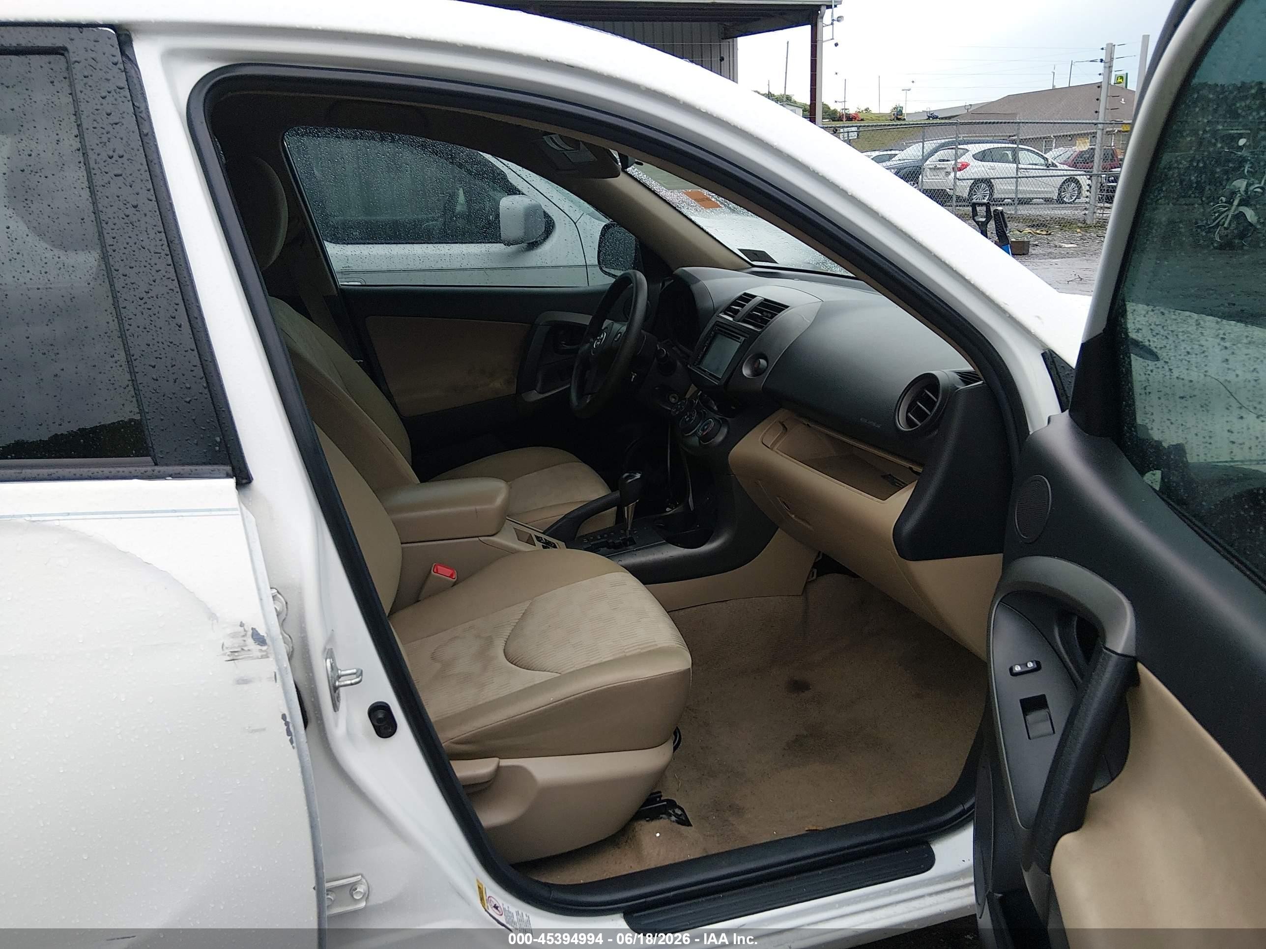 2010 Toyota Rav4 Base V6 White vin: 2T3BK4DV0AW028264