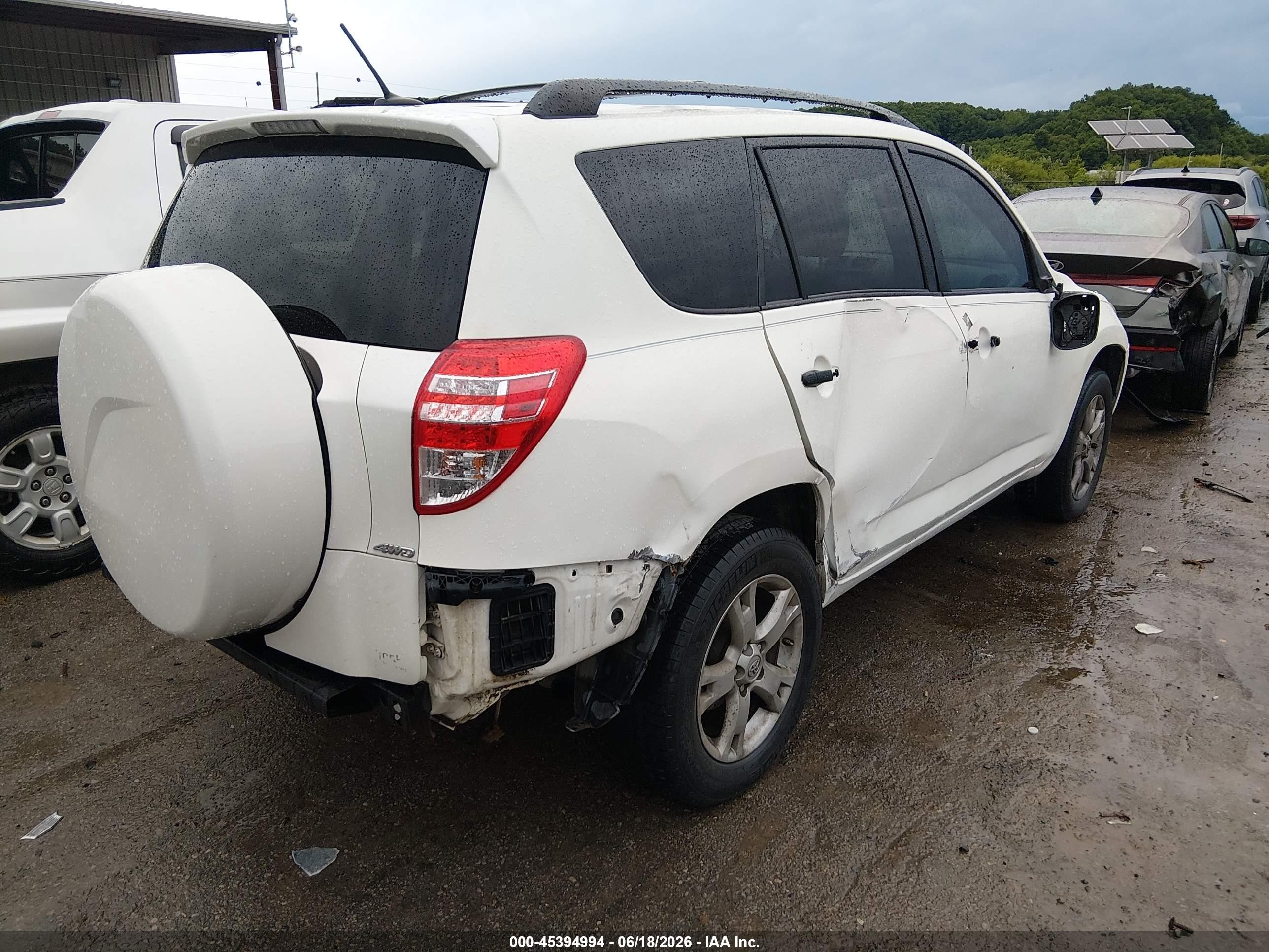 2010 Toyota Rav4 Base V6 White vin: 2T3BK4DV0AW028264