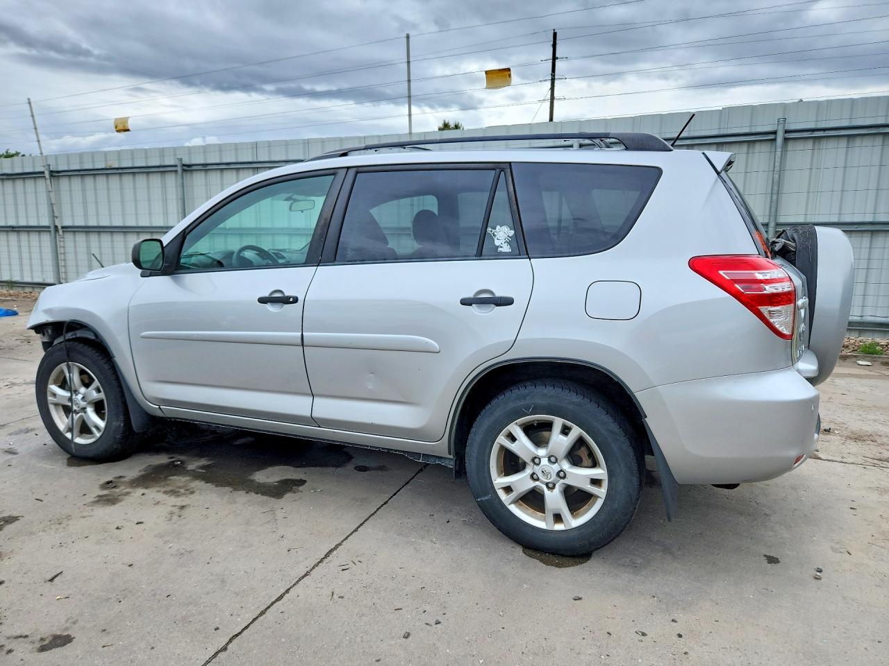 2011 Toyota Rav4 Base Серебряный vin: 2T3BK4DV0BW040965