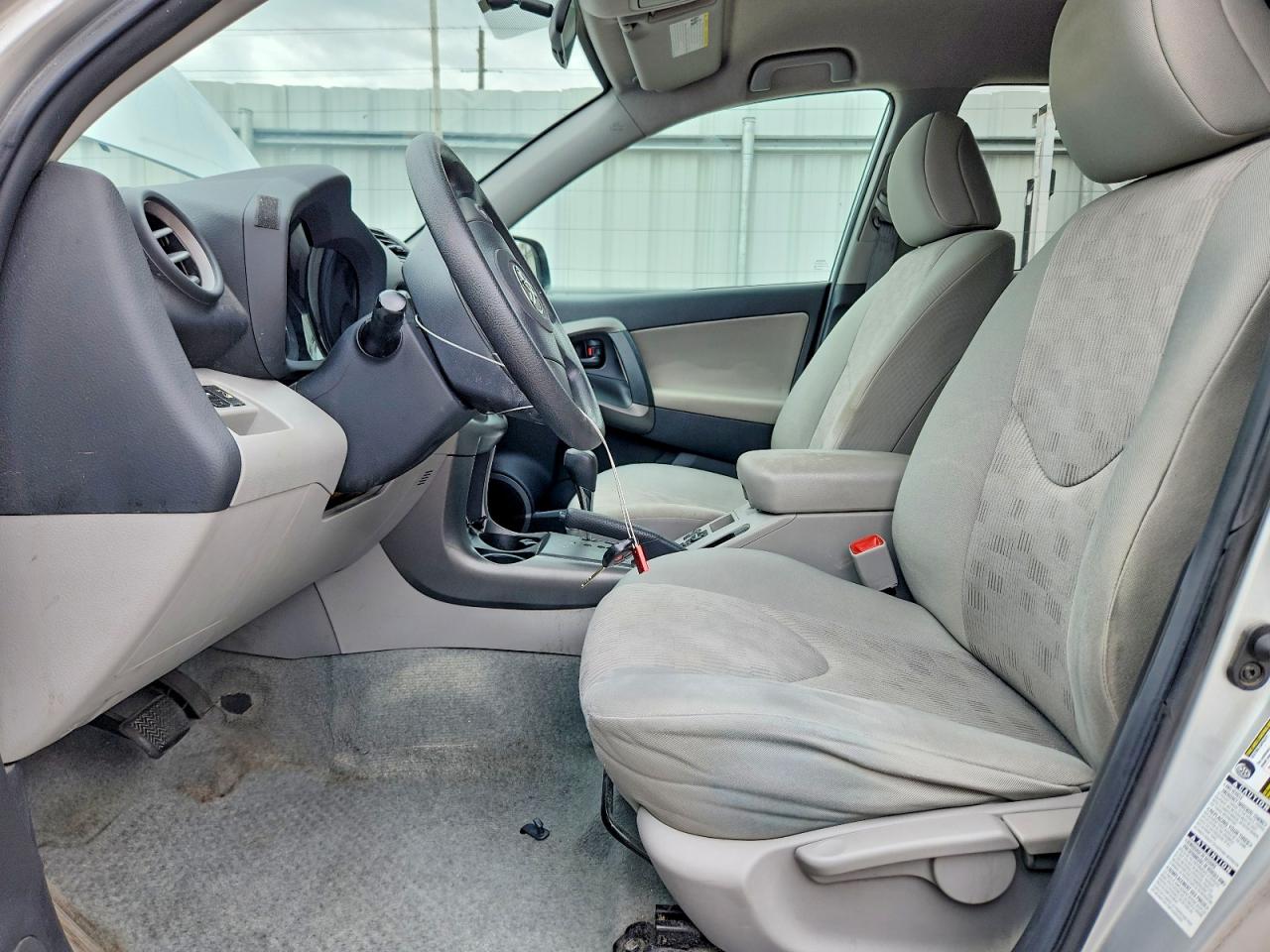 2011 Toyota Rav4 Base Серебряный vin: 2T3BK4DV0BW040965