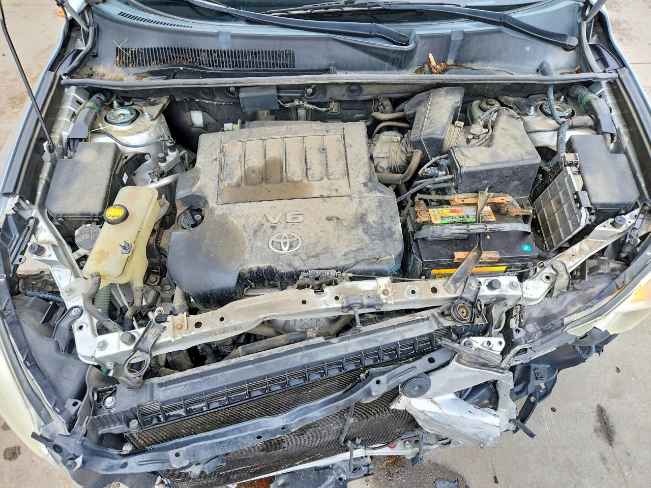 2011 Toyota Rav4 Base Серебряный vin: 2T3BK4DV0BW040965
