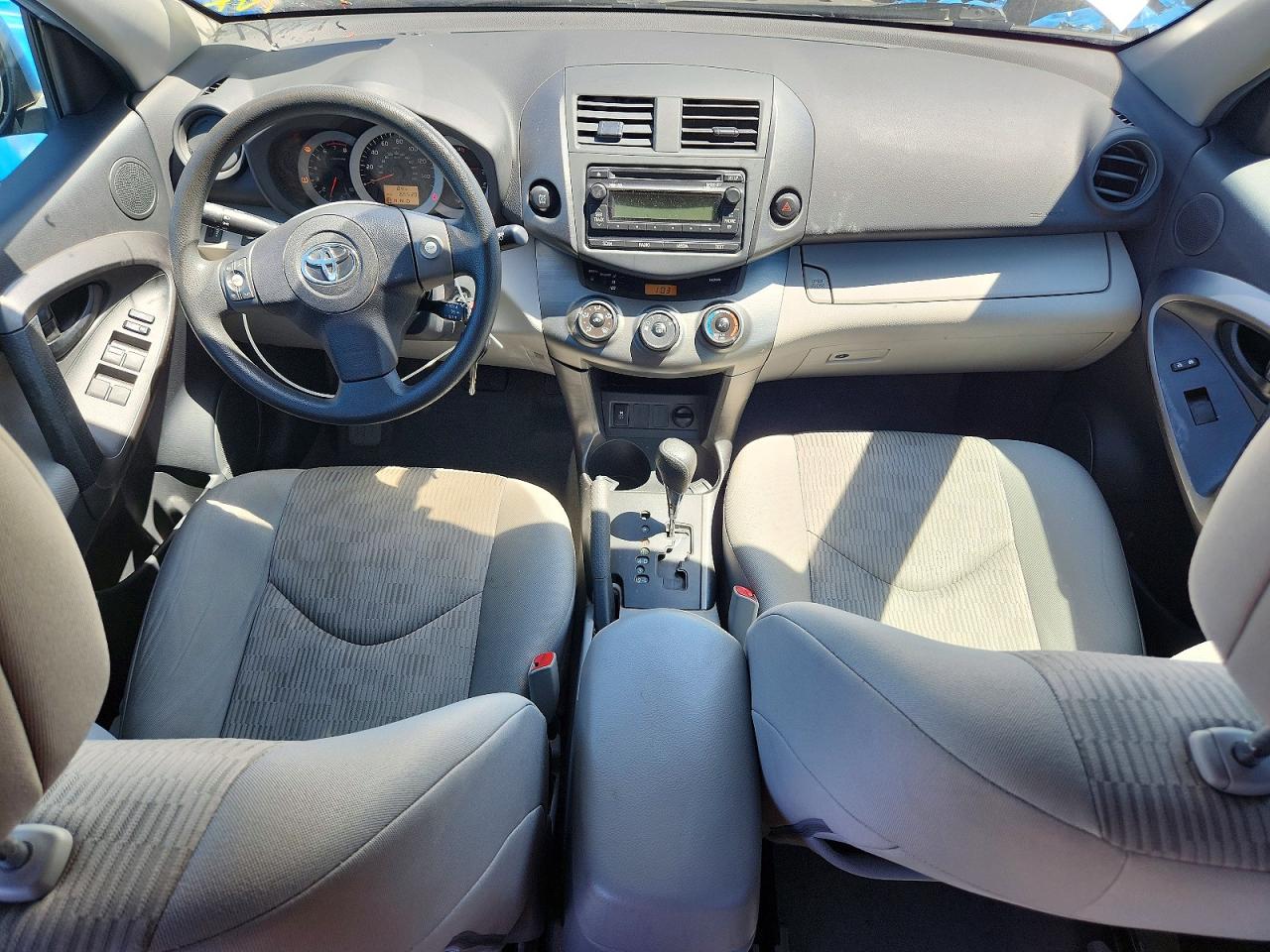 2012 Toyota Rav4 Base White vin: 2T3BK4DV0CW085051