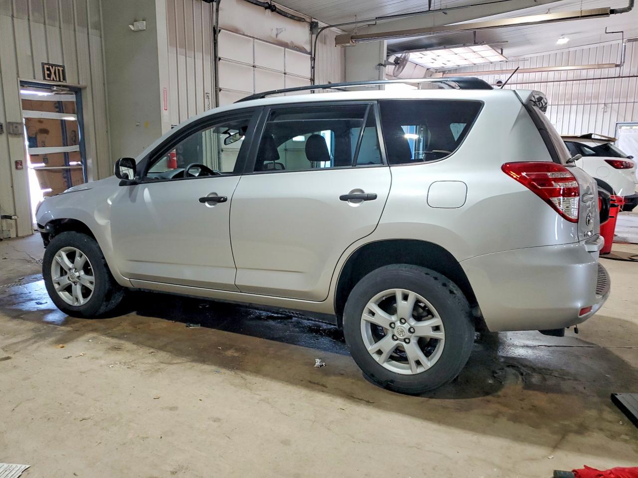2012 Toyota Rav4 Base White vin: 2T3BK4DV0CW085051