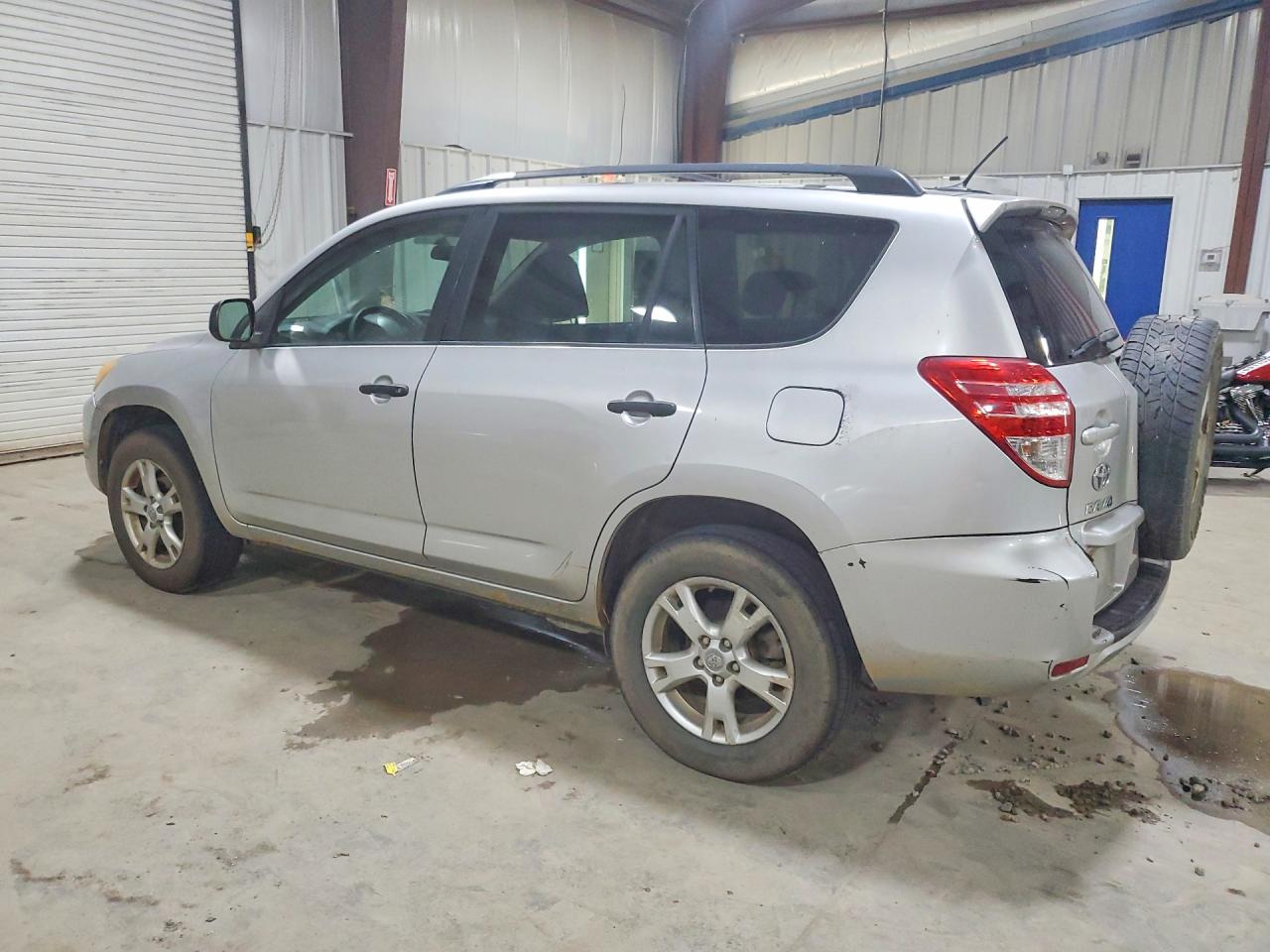2011 Toyota Rav4 Base Silver vin: 2T3BK4DV1BW046855