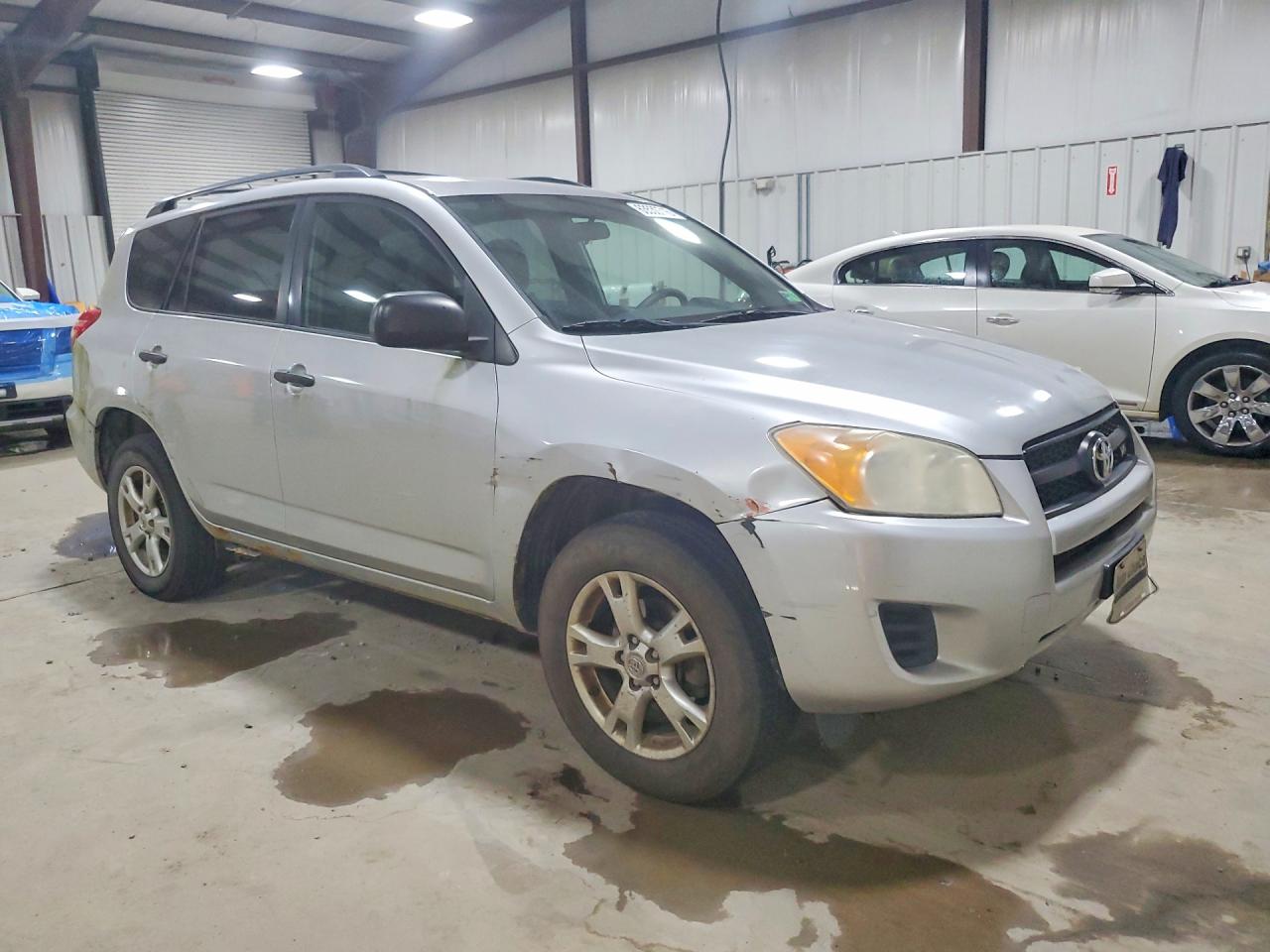 2011 Toyota Rav4 Base Silver vin: 2T3BK4DV1BW046855