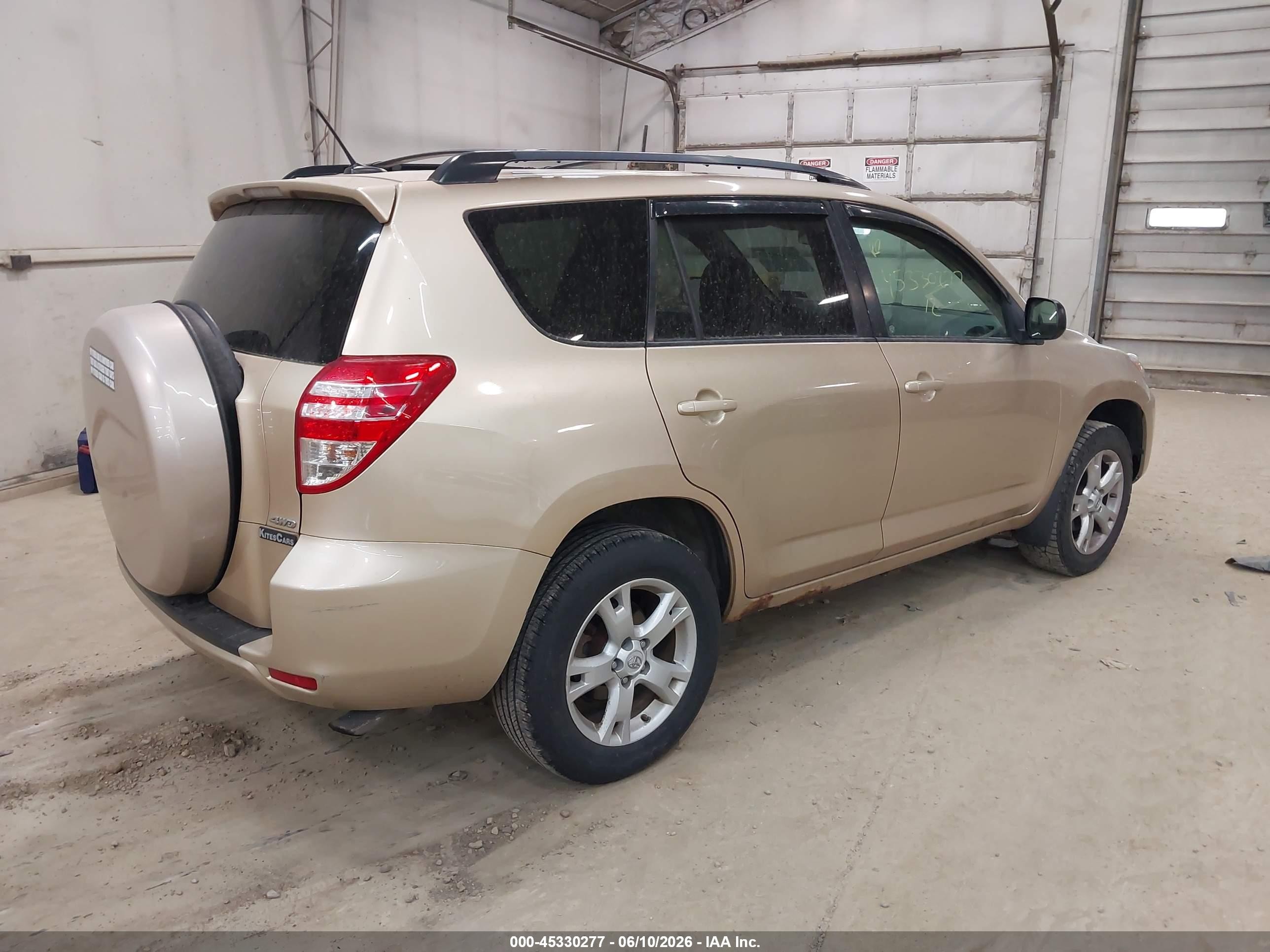 2012 Toyota Rav4 Base V6 Gold vin: 2T3BK4DV1CW067979
