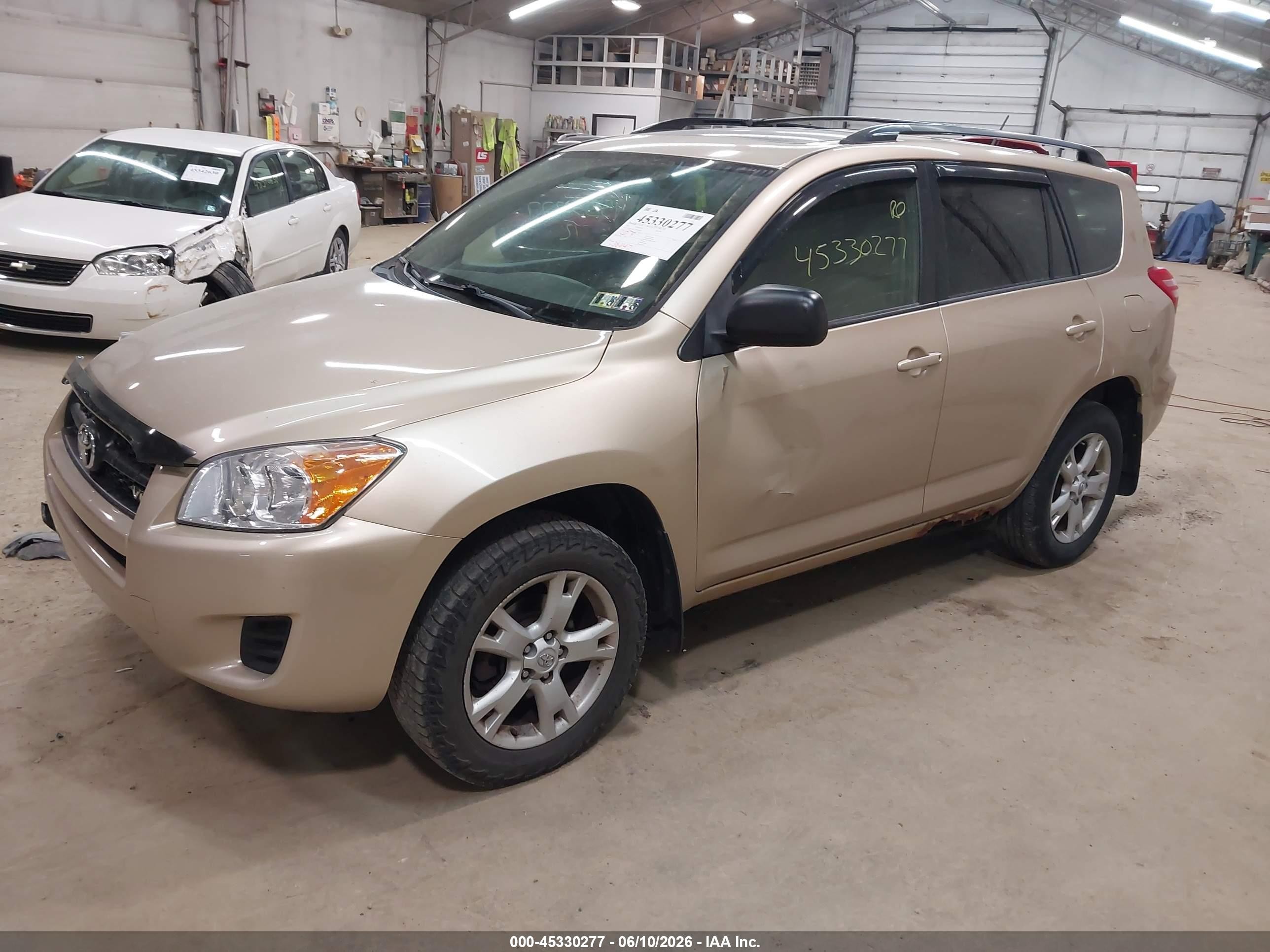 2012 Toyota Rav4 Base V6 Gold vin: 2T3BK4DV1CW067979