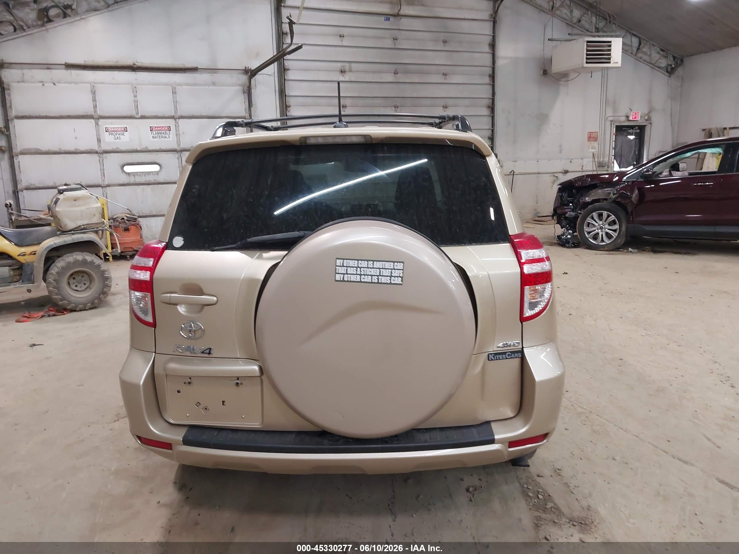 2012 Toyota Rav4 Base V6 Gold vin: 2T3BK4DV1CW067979