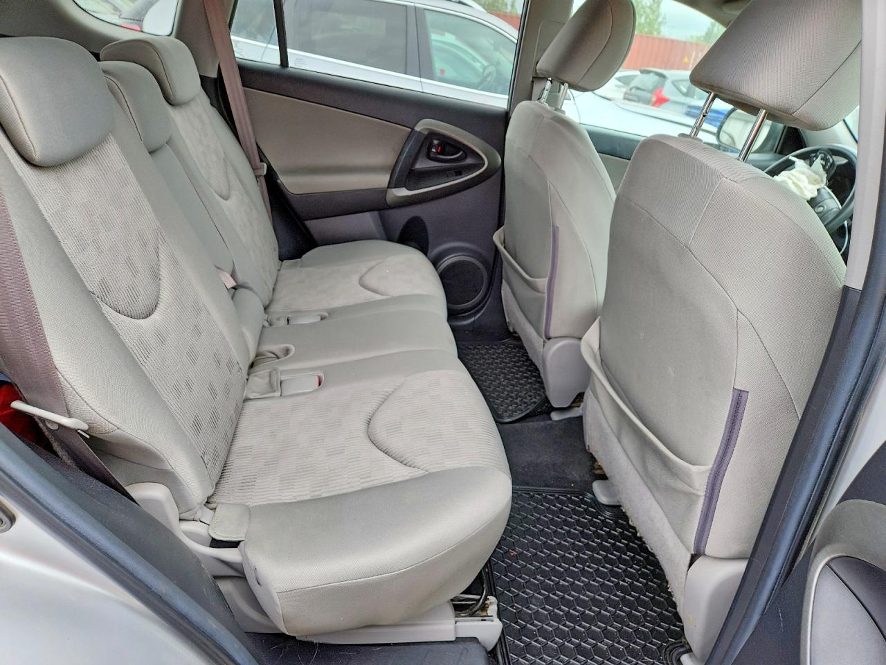 2010 Toyota Rav4 Base Silver vin: 2T3BK4DV2AW023163