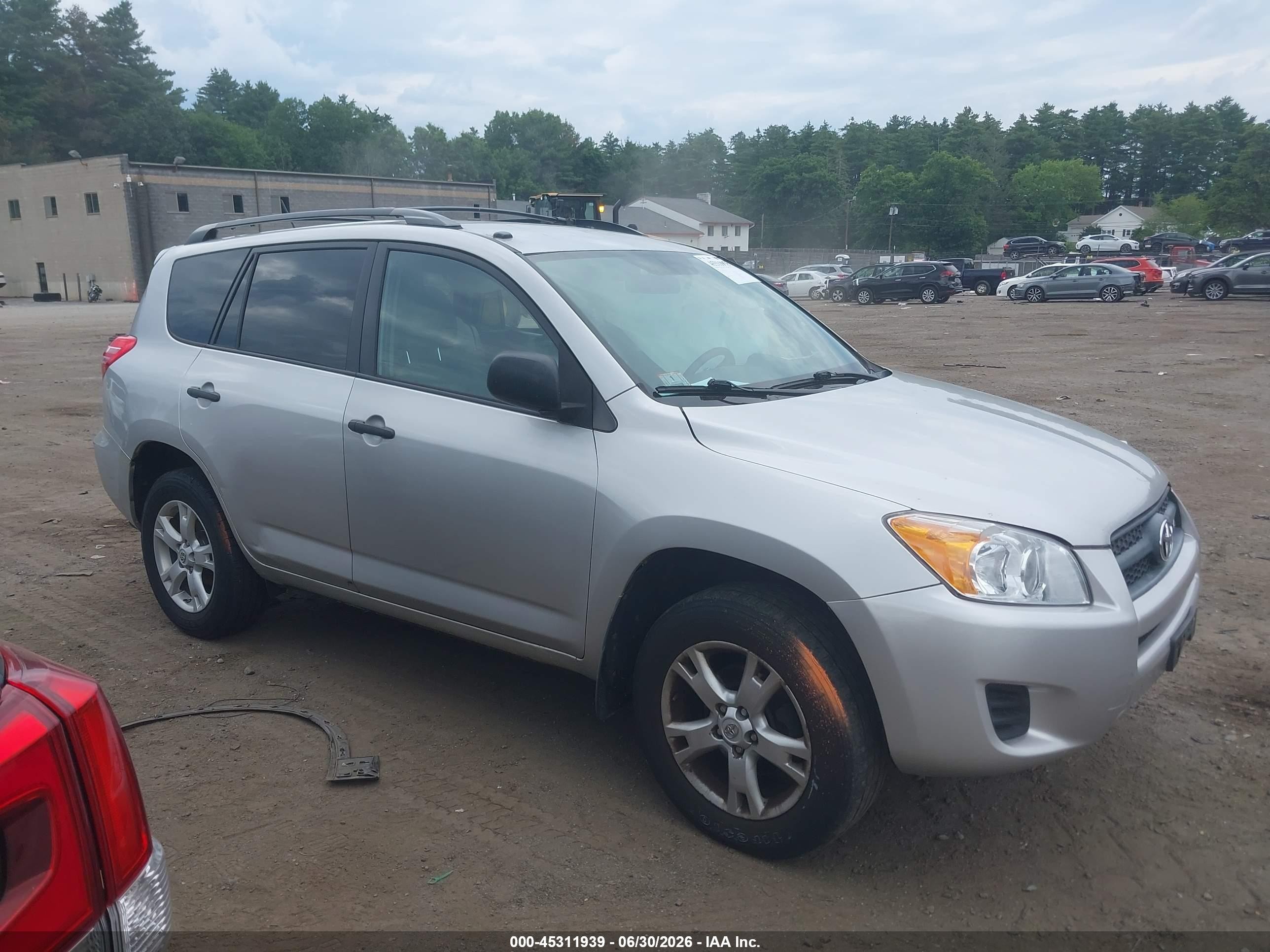 2010 Toyota Rav4 Base V6 Silver vin: 2T3BK4DV2AW033305