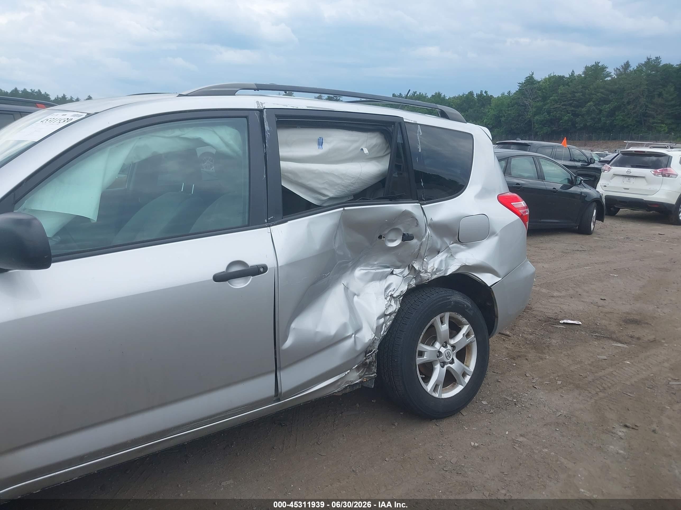 2010 Toyota Rav4 Base V6 Silver vin: 2T3BK4DV2AW033305