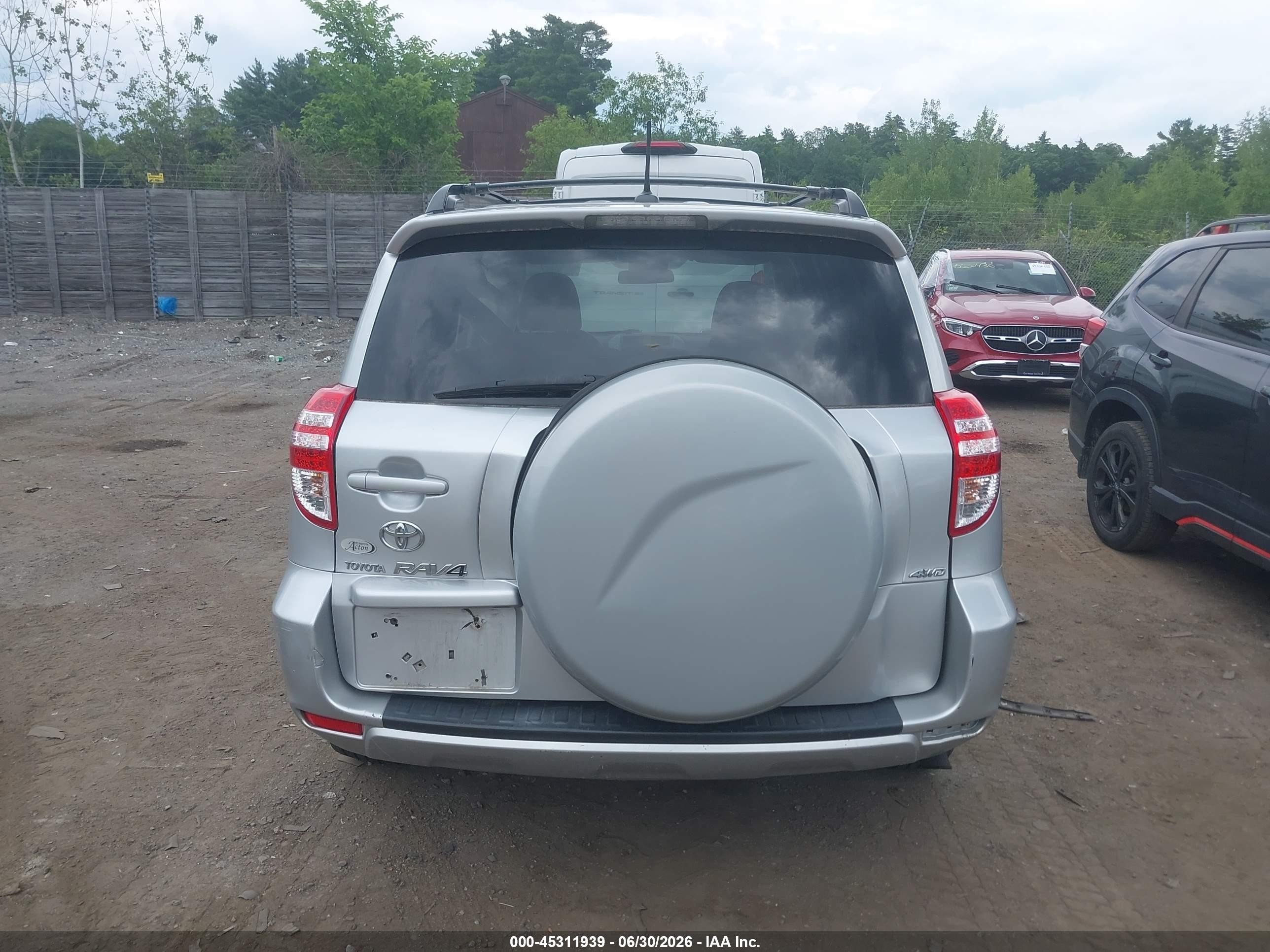 2010 Toyota Rav4 Base V6 Silver vin: 2T3BK4DV2AW033305