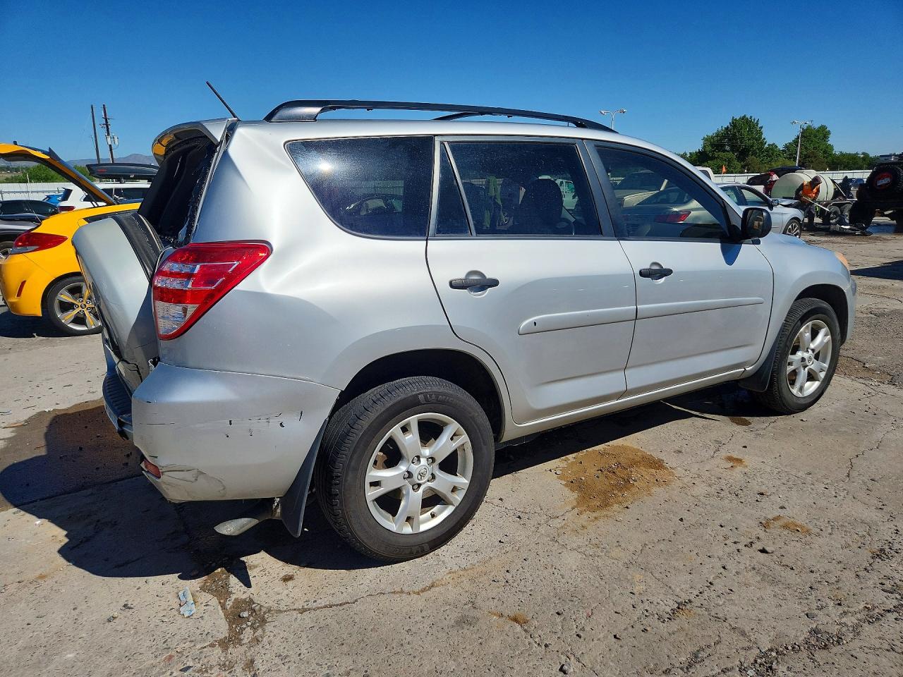 2010 Toyota Rav4 Base Silver vin: 2T3BK4DV3AW014360