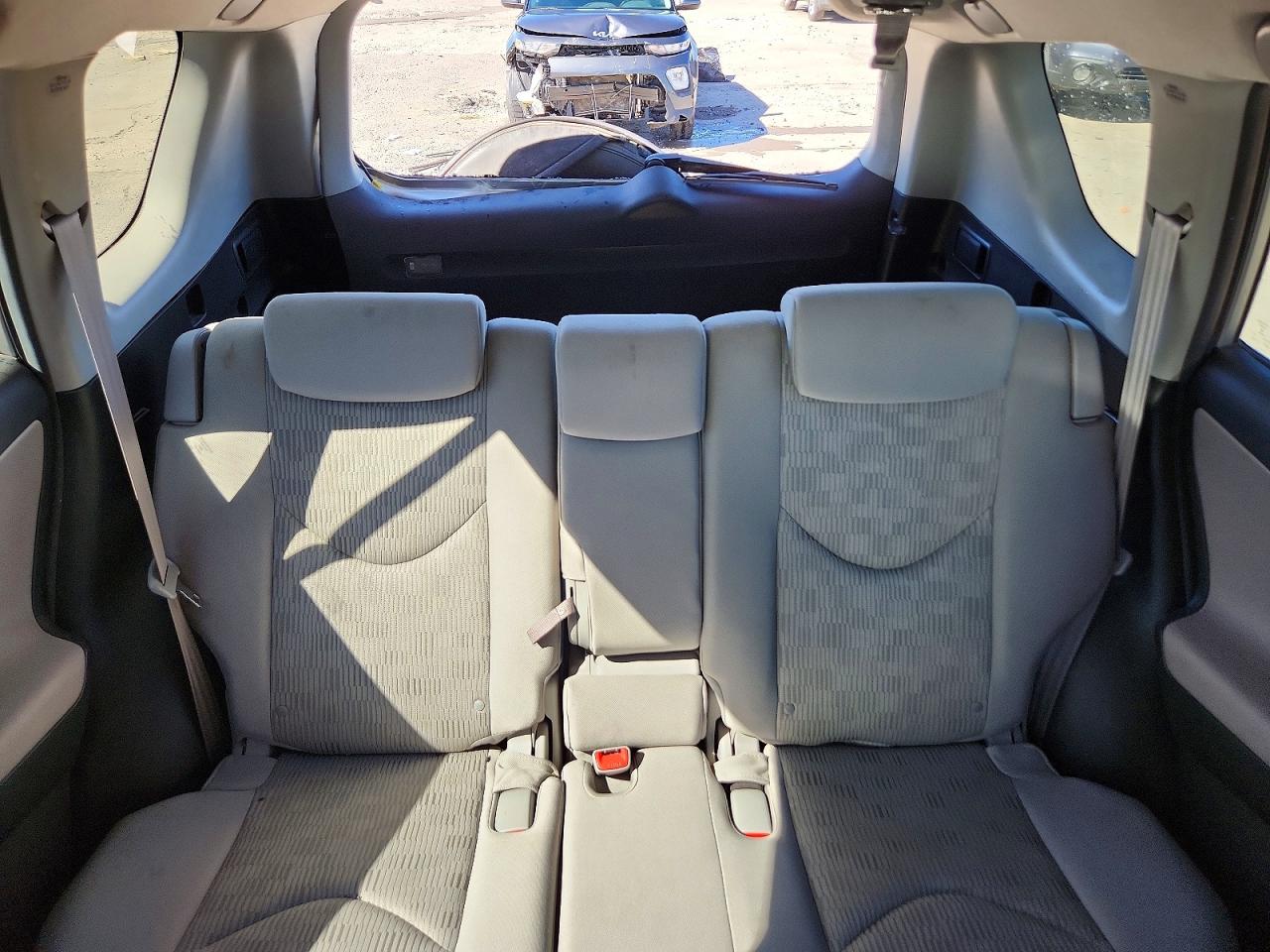 2010 Toyota Rav4 Base Silver vin: 2T3BK4DV3AW014360