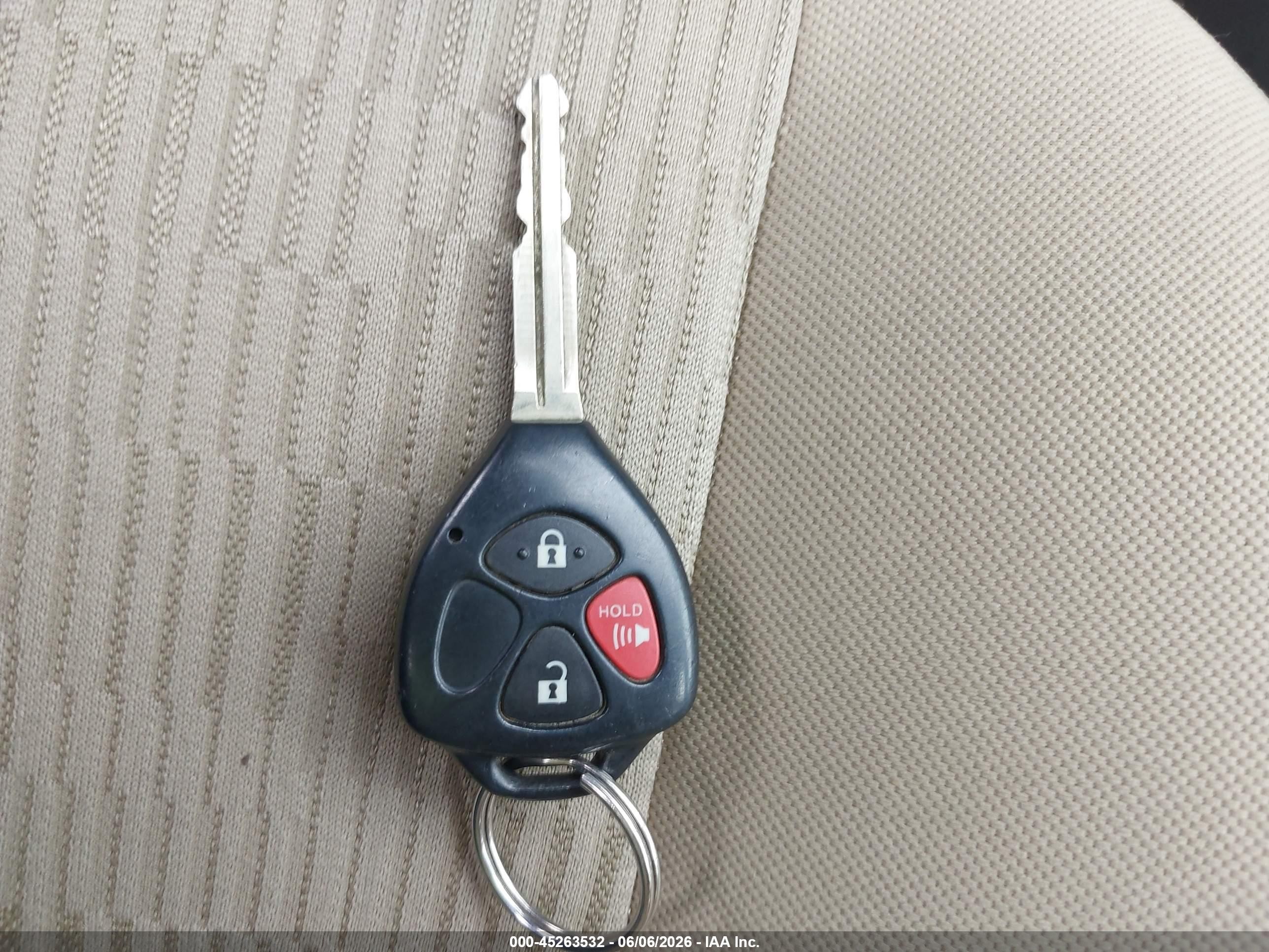 2010 Toyota Rav4 Base V6 Green vin: 2T3BK4DV4AW018434