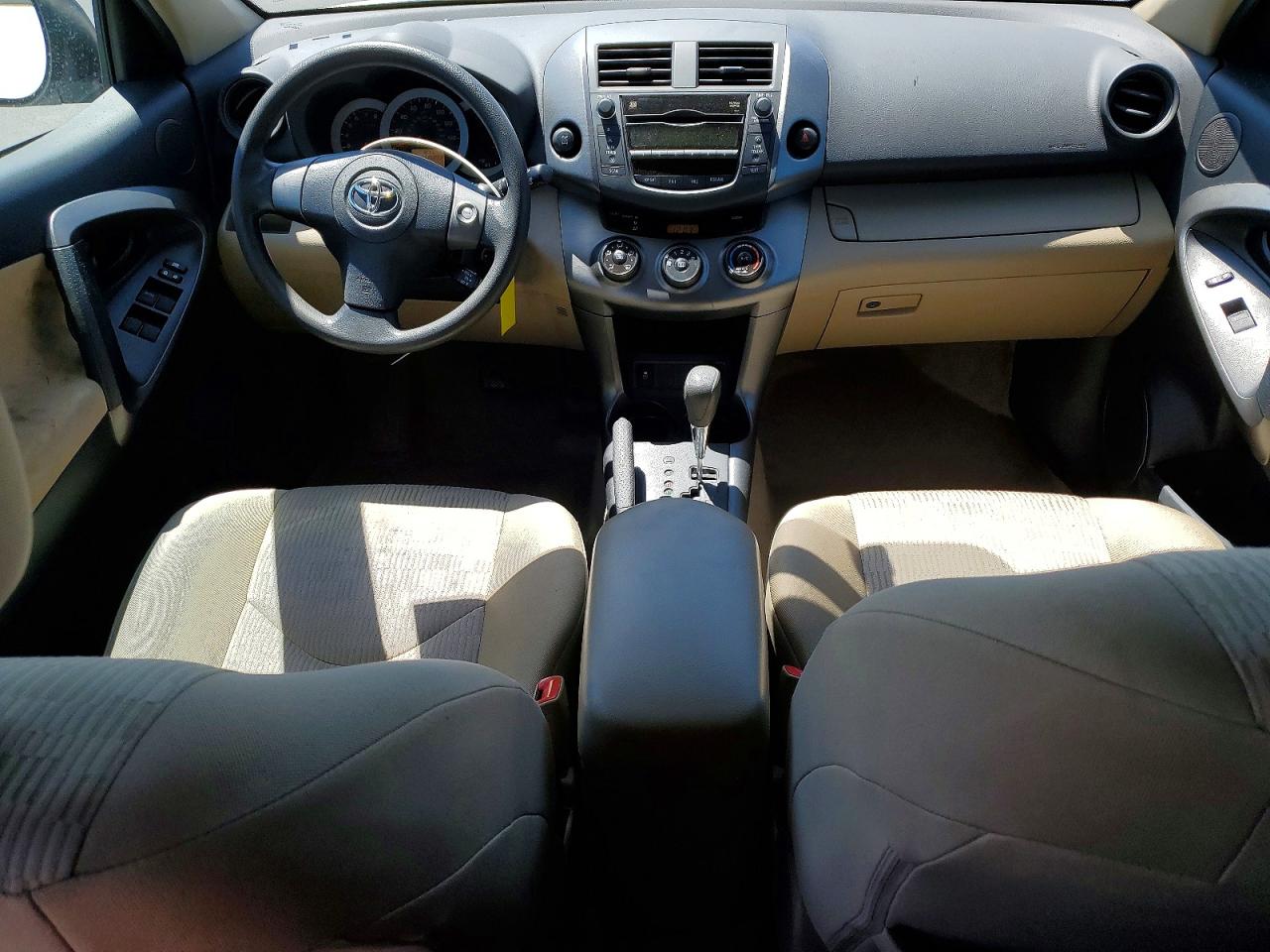 2011 Toyota Rav4 Base Белый vin: 2T3BK4DV5BW060810