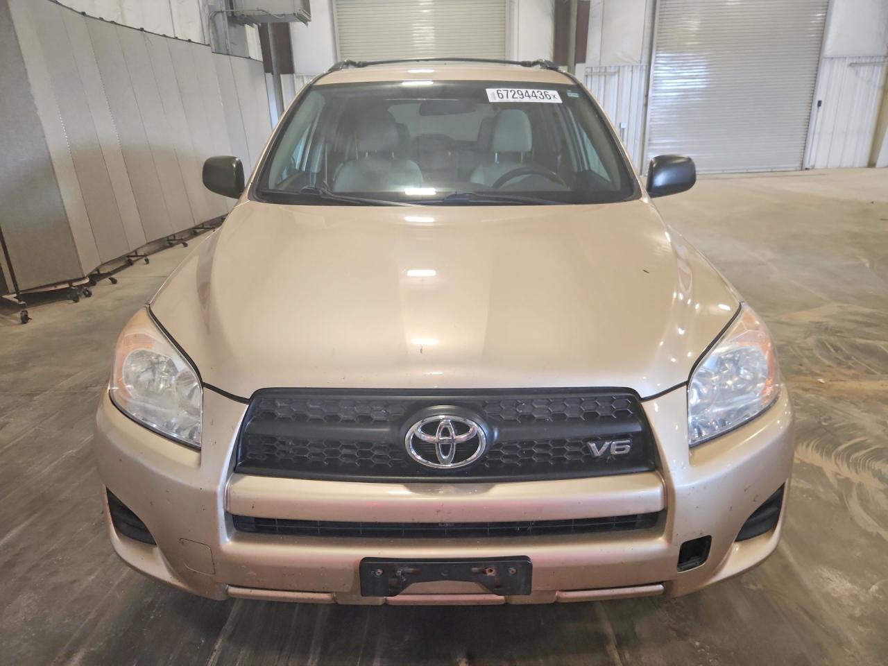 2012 Toyota Rav4 Base Gold vin: 2T3BK4DV7CW090571