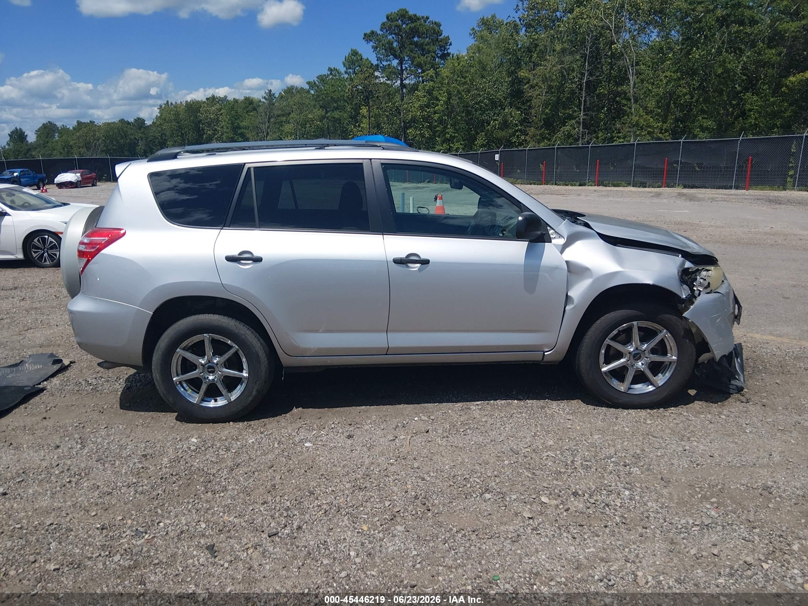 2010 Toyota Rav4 Base V6 Silver vin: 2T3BK4DV8AW017562