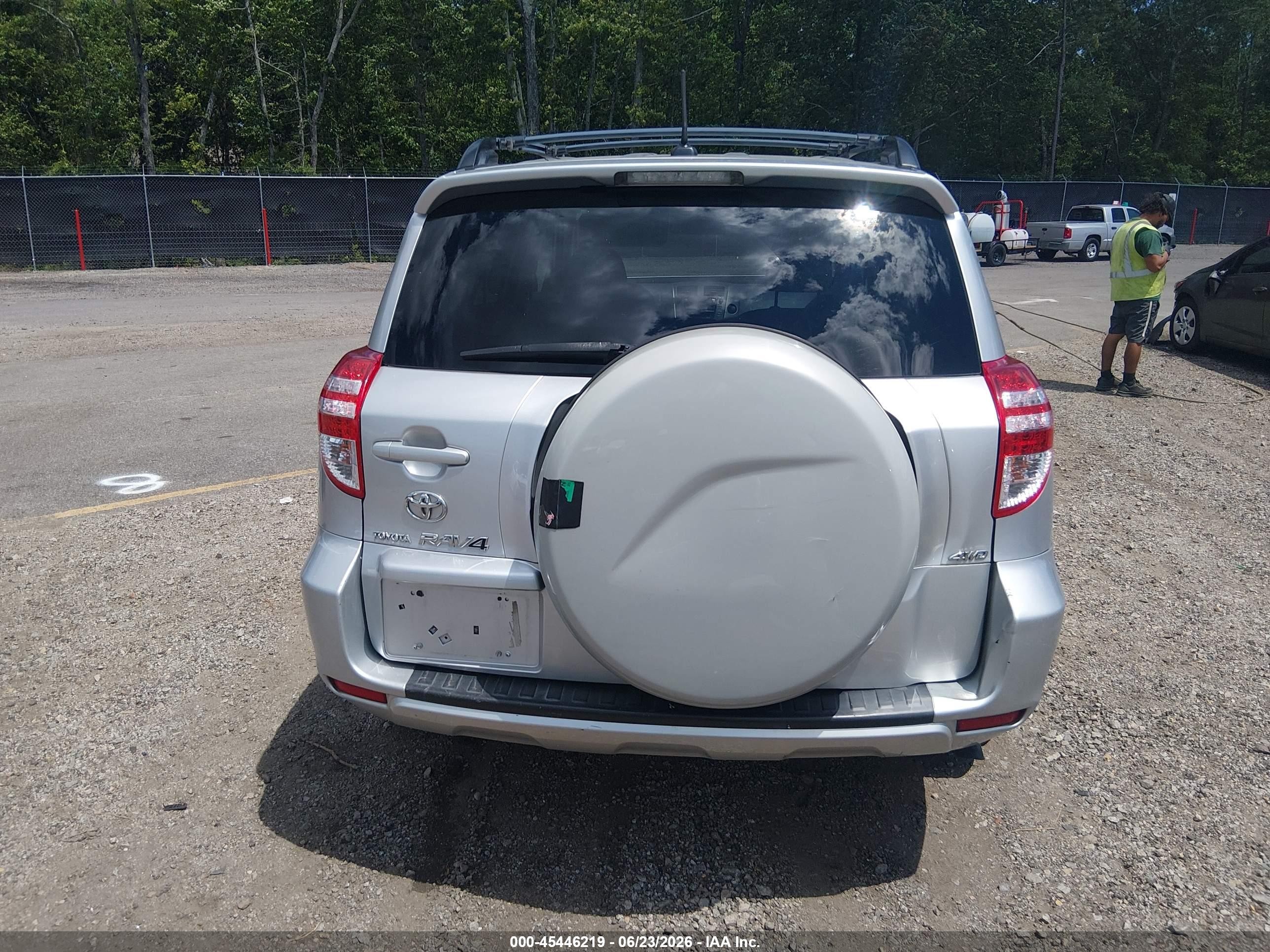 2010 Toyota Rav4 Base V6 Silver vin: 2T3BK4DV8AW017562
