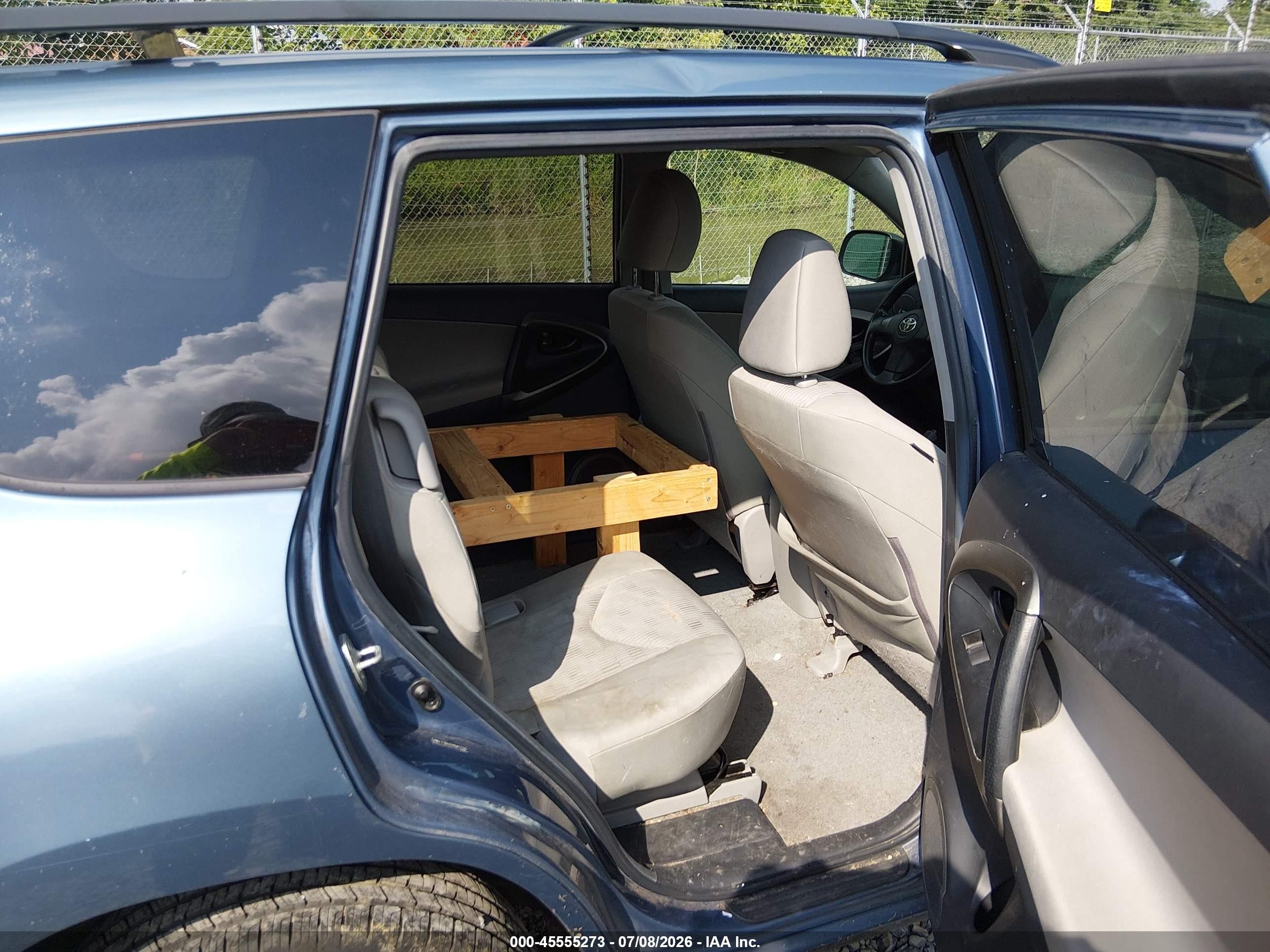 2011 Toyota Rav4 Base V6 Blue vin: 2T3BK4DV8BW057299