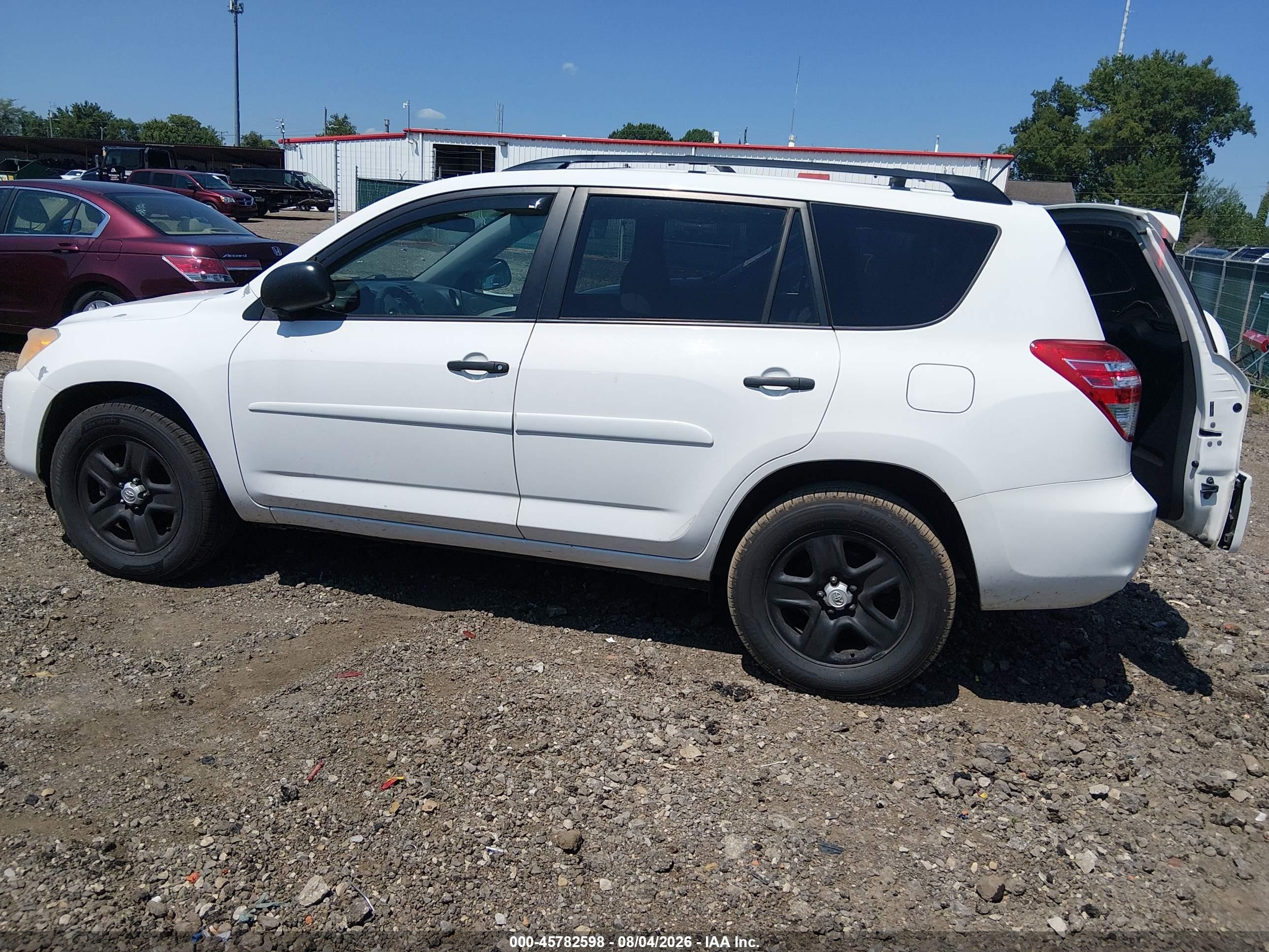 2010 Toyota Rav4 Base V6 White vin: 2T3BK4DV9AW028358