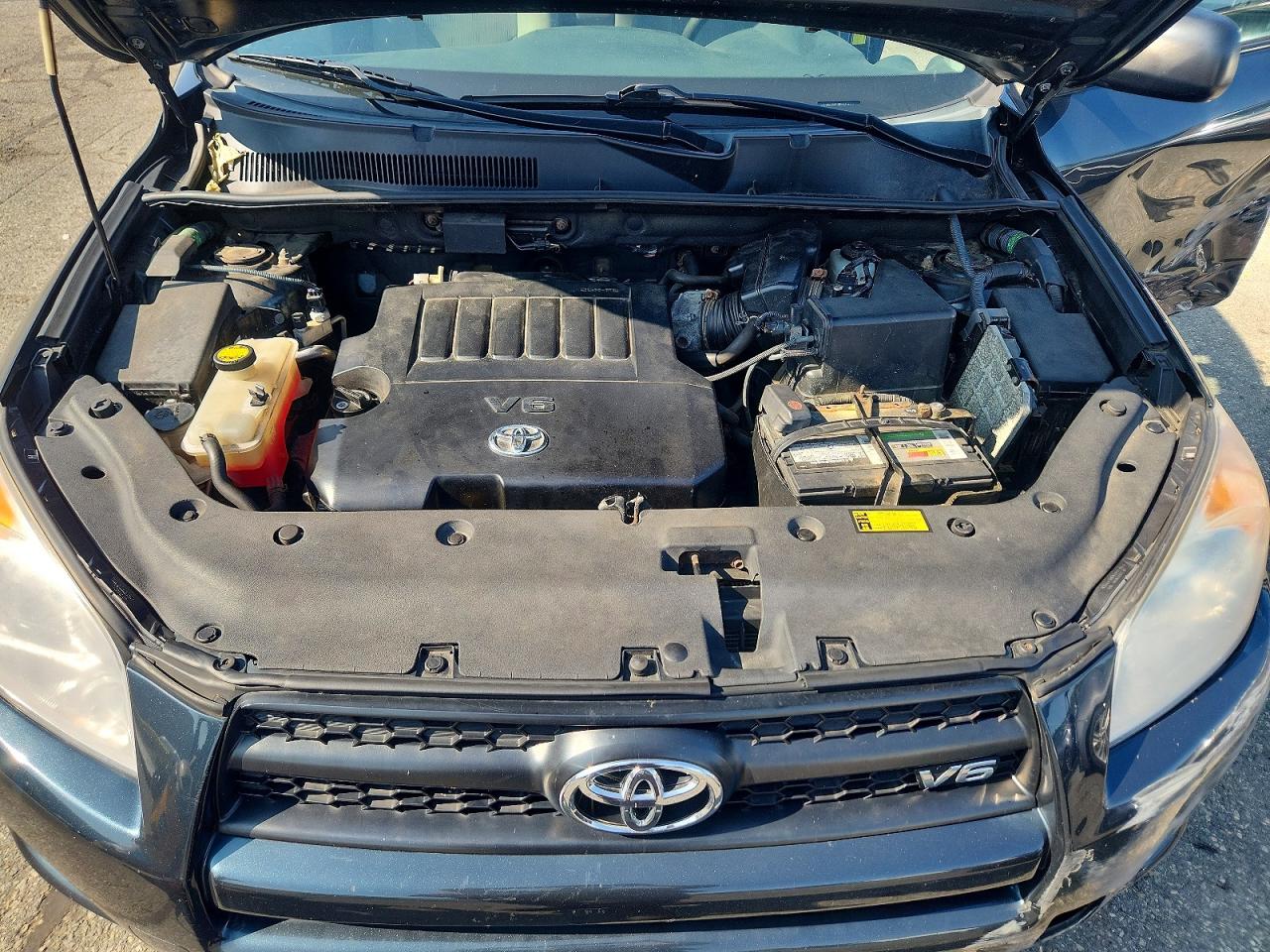 2011 Toyota Rav4 Base Gray vin: 2T3BK4DV9BW040642