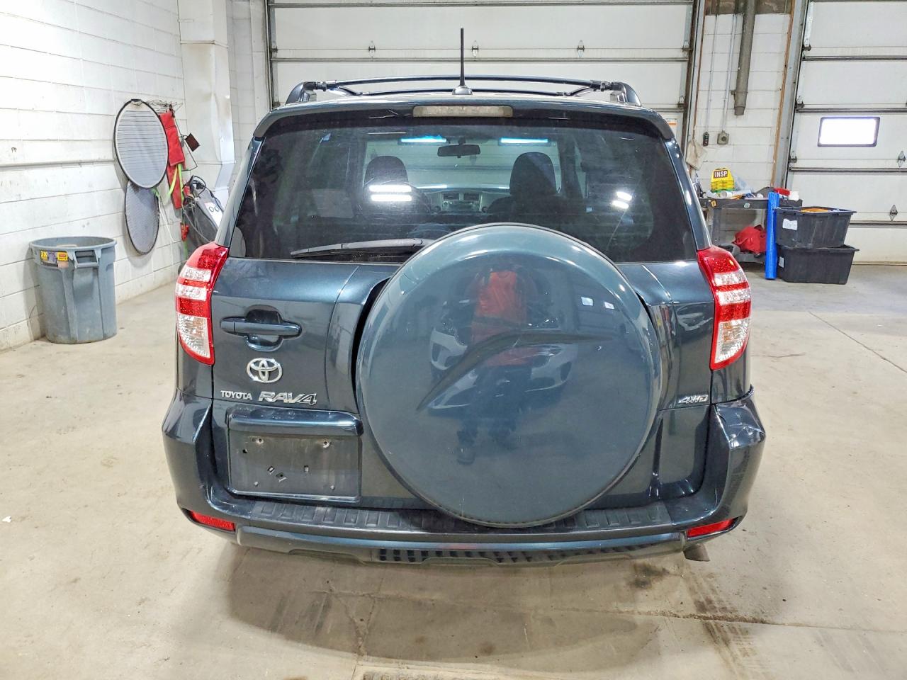 2010 Toyota Rav4 Base Green vin: 2T3BK4DVXAW023749