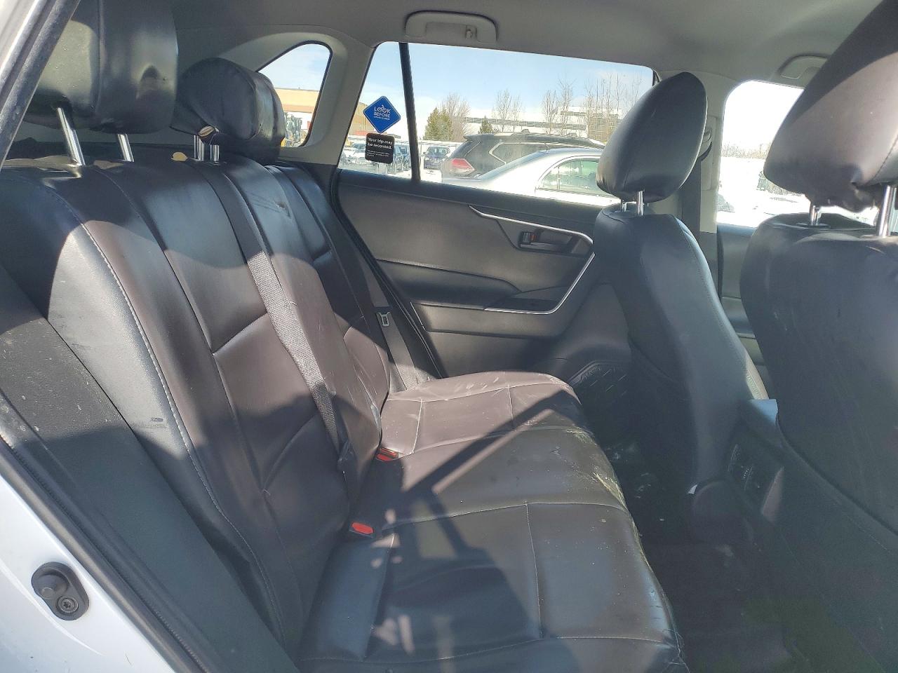 2024 Toyota Rav4 Le Белый vin: 2T3BWRFV0RW212923