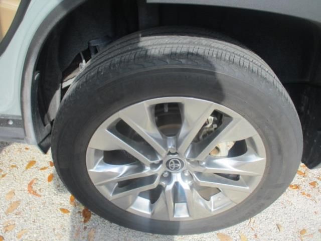 2021 Toyota Rav4 Xle Premium Unknown vin: 2T3C1RFV0MW162035
