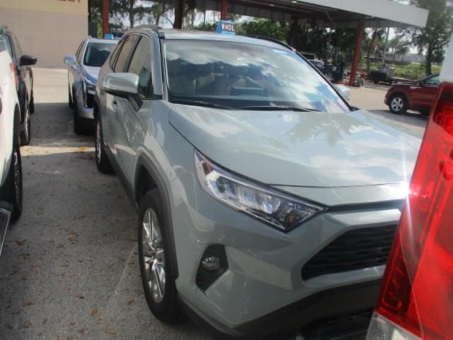 2021 Toyota Rav4 Xle Premium Unknown vin: 2T3C1RFV0MW162035