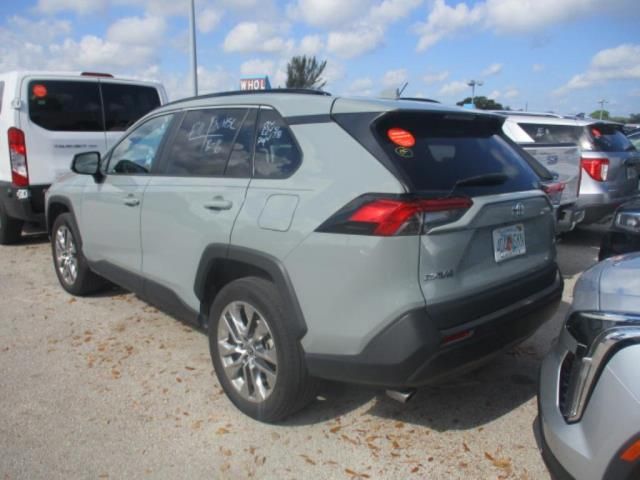 2021 Toyota Rav4 Xle Premium Unknown vin: 2T3C1RFV0MW162035