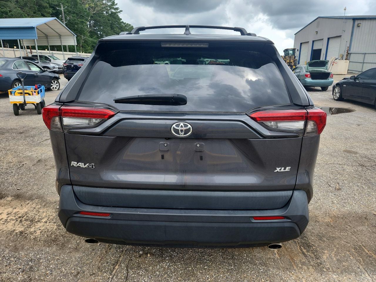 2023 Toyota Rav4 Xle Premium Gray vin: 2T3C1RFV1PC226668