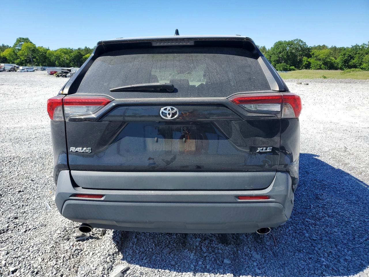 2021 Toyota Rav4 Xle Premium Black vin: 2T3C1RFV2MC148347