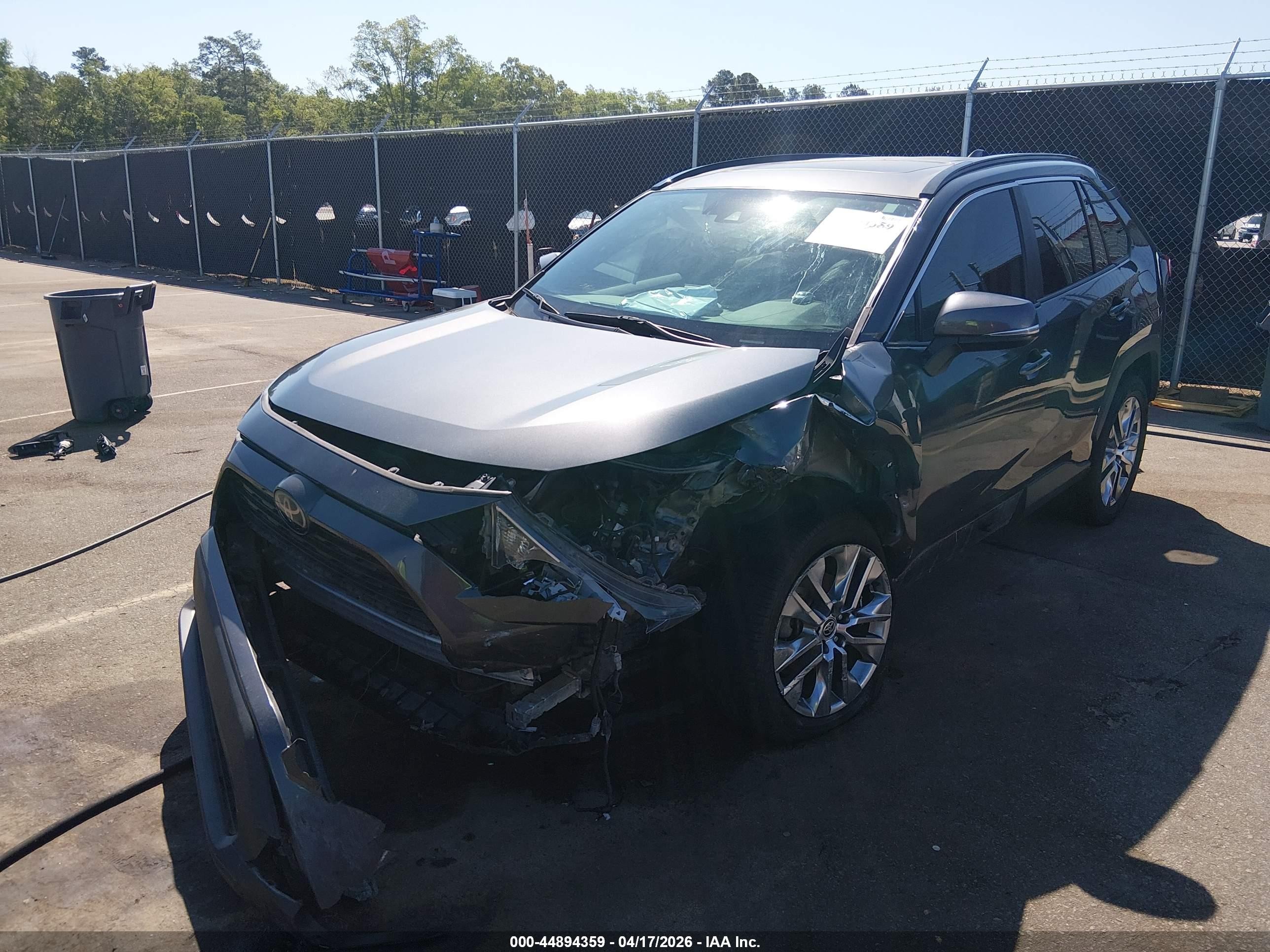 2021 Toyota Rav4 Xle Premium Gray vin: 2T3C1RFV4MC130366