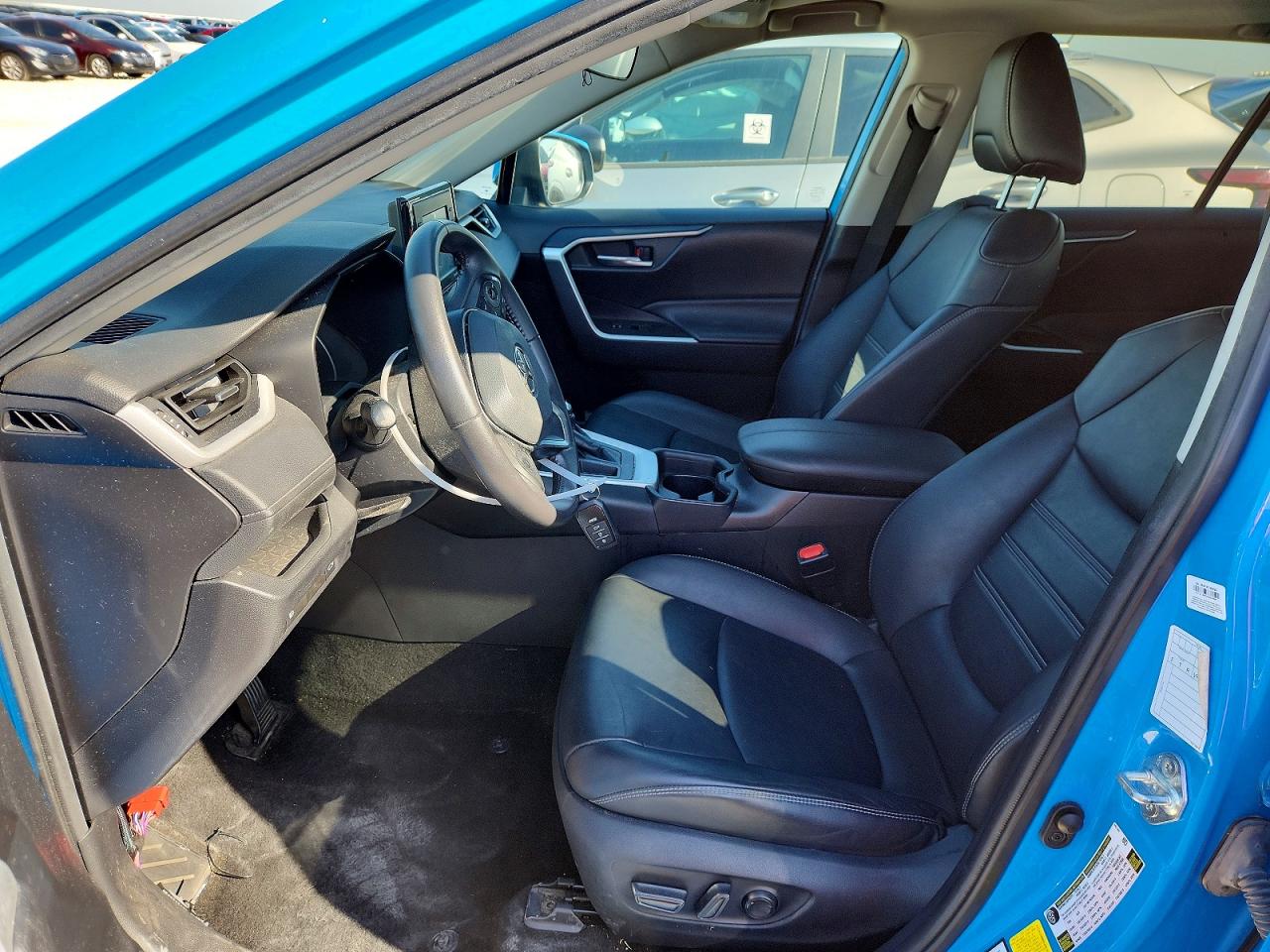 2021 Toyota Rav4 Xle Premium Синий vin: 2T3C1RFV8MW176121