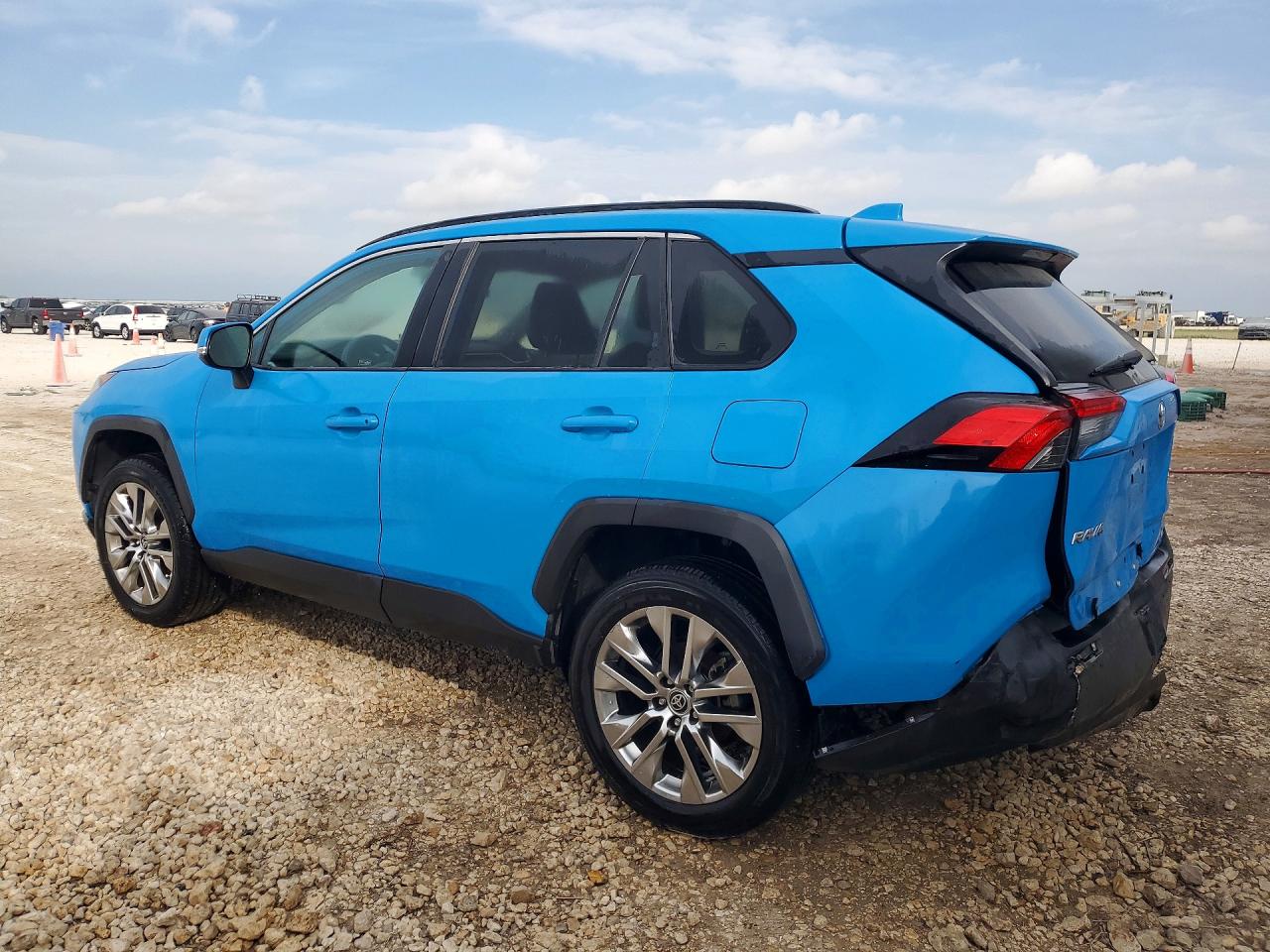 2021 Toyota Rav4 Xle Premium Синий vin: 2T3C1RFV8MW176121