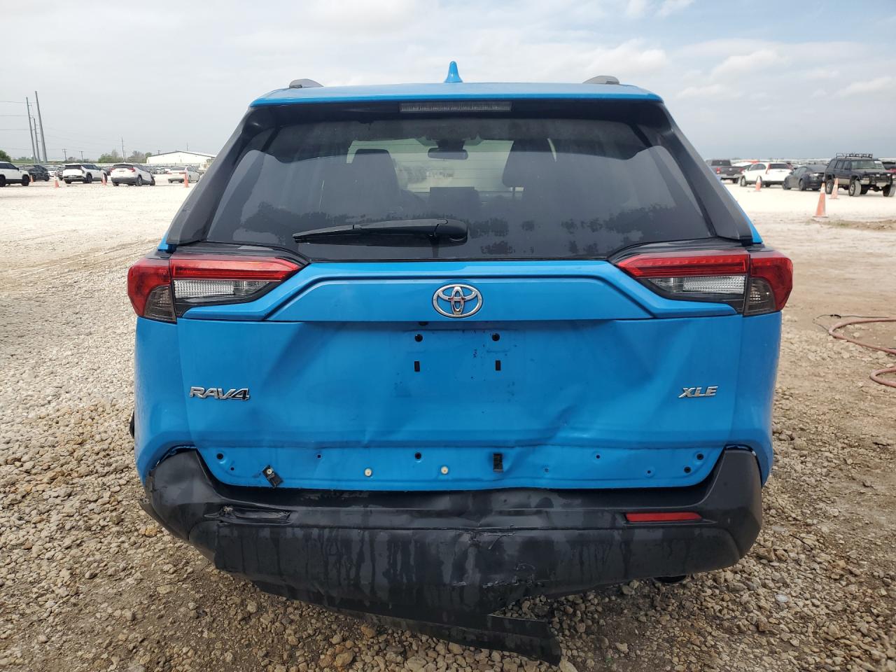 2021 Toyota Rav4 Xle Premium Синий vin: 2T3C1RFV8MW176121 Damage: Left Rear Marker Lamp, Missing, Replacement Required