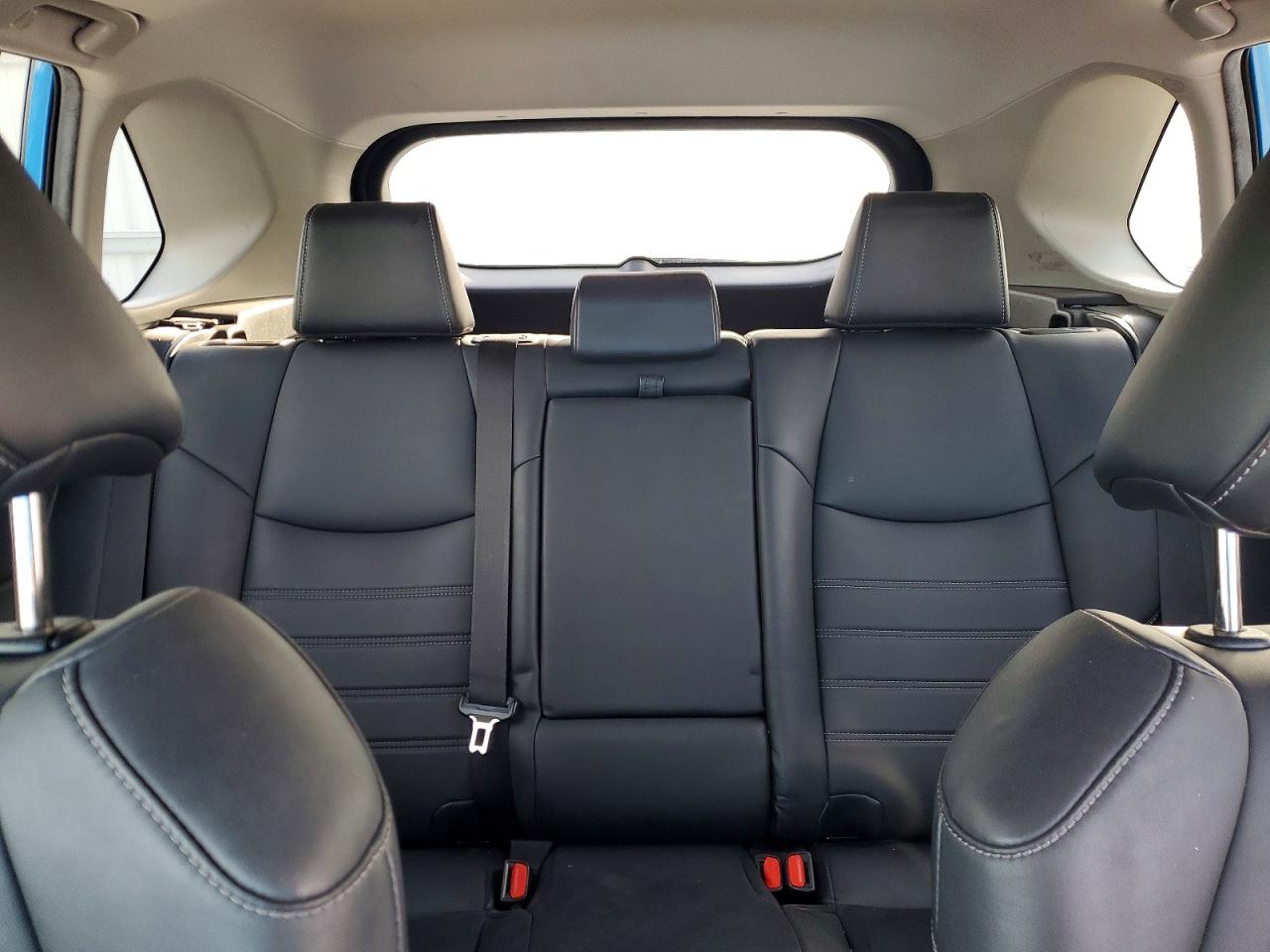 2021 Toyota Rav4 Xle Premium Синий vin: 2T3C1RFV8MW176121