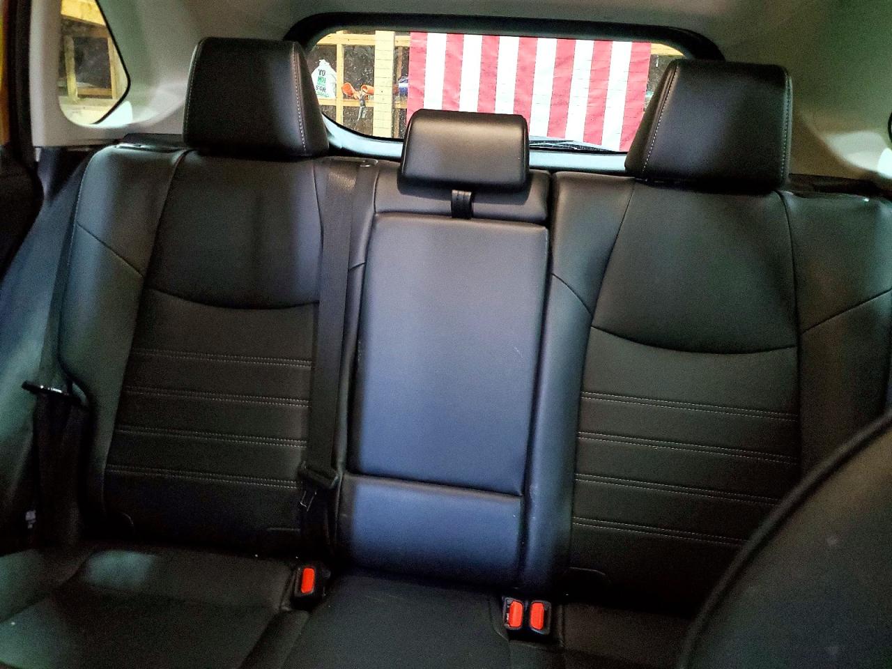 2024 Toyota Rav4 Xle Premium Red vin: 2T3C1RFV9RW316295