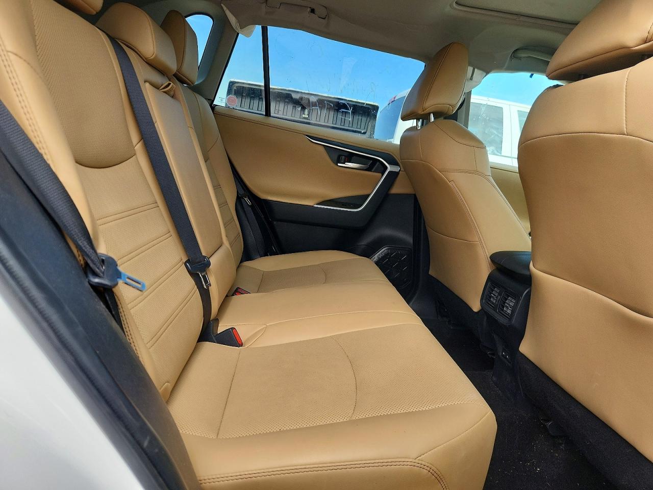 2025 Toyota Rav4 Limited Белый vin: 2T3D1RFV5SW515127