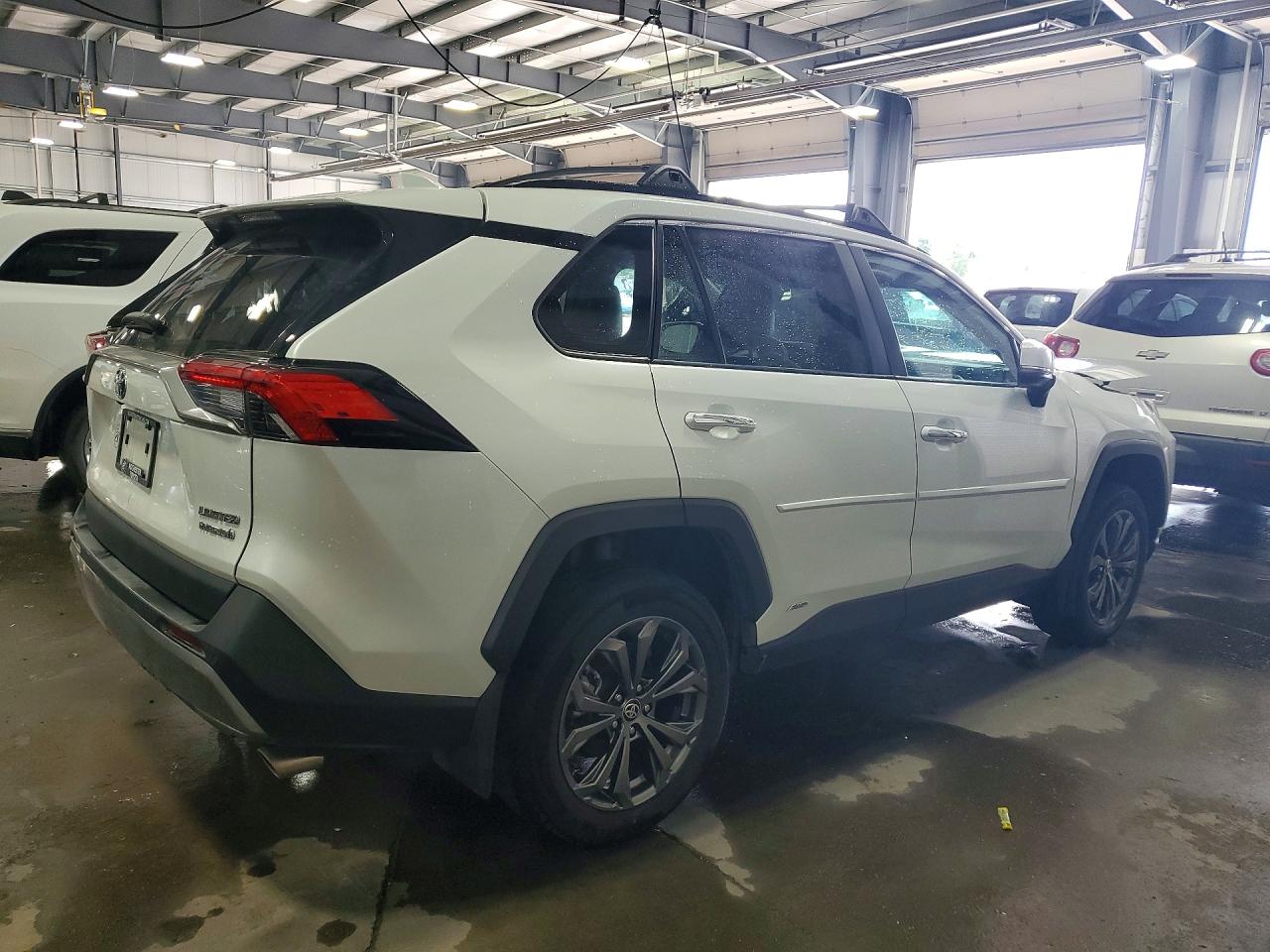 2024 Toyota Rav4 Limited White vin: 2T3D6RFV5RW065782