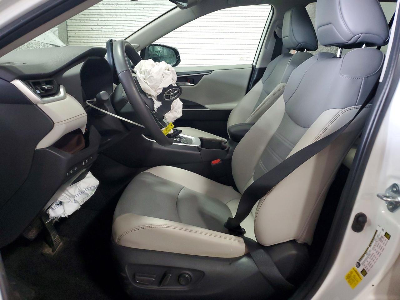 2024 Toyota Rav4 Limited White vin: 2T3D6RFV5RW065782