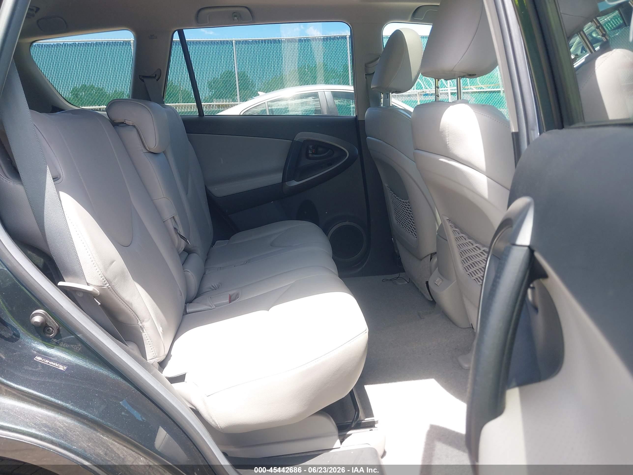 2012 Toyota Rav4 Limited Серый vin: 2T3DF4DV0CW239478