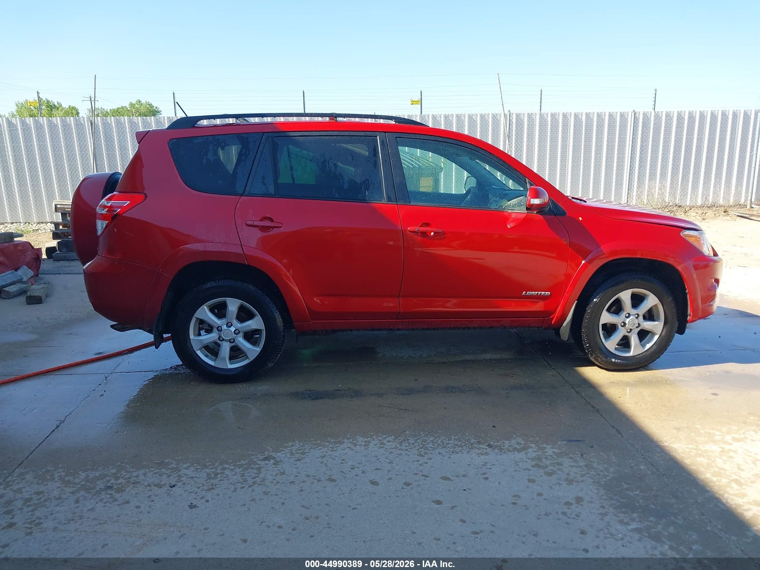 2012 Toyota Rav4 Limited Red vin: 2T3DF4DV1CW254801