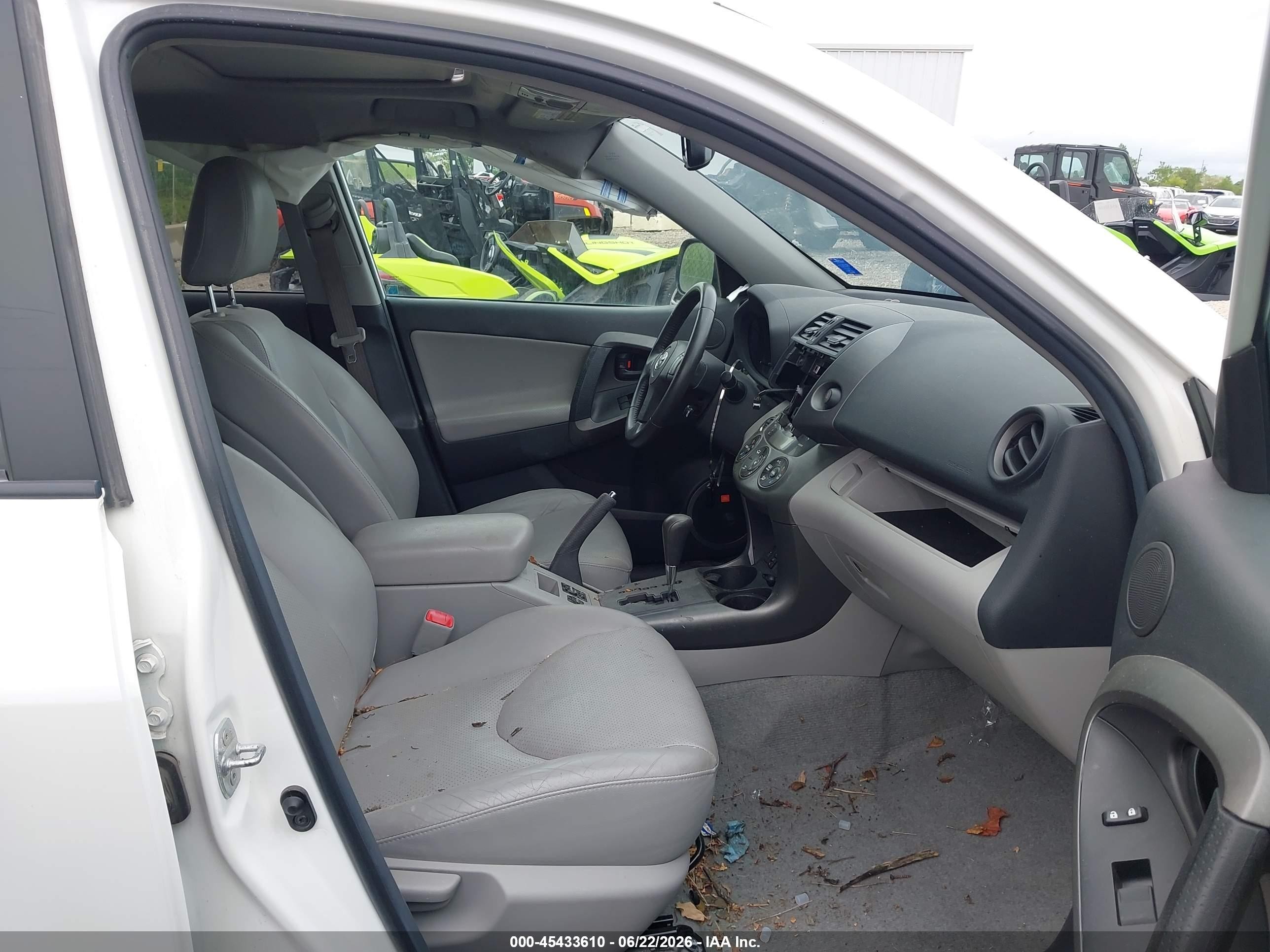 2010 Toyota Rav4 Limited White vin: 2T3DF4DV2AW052868