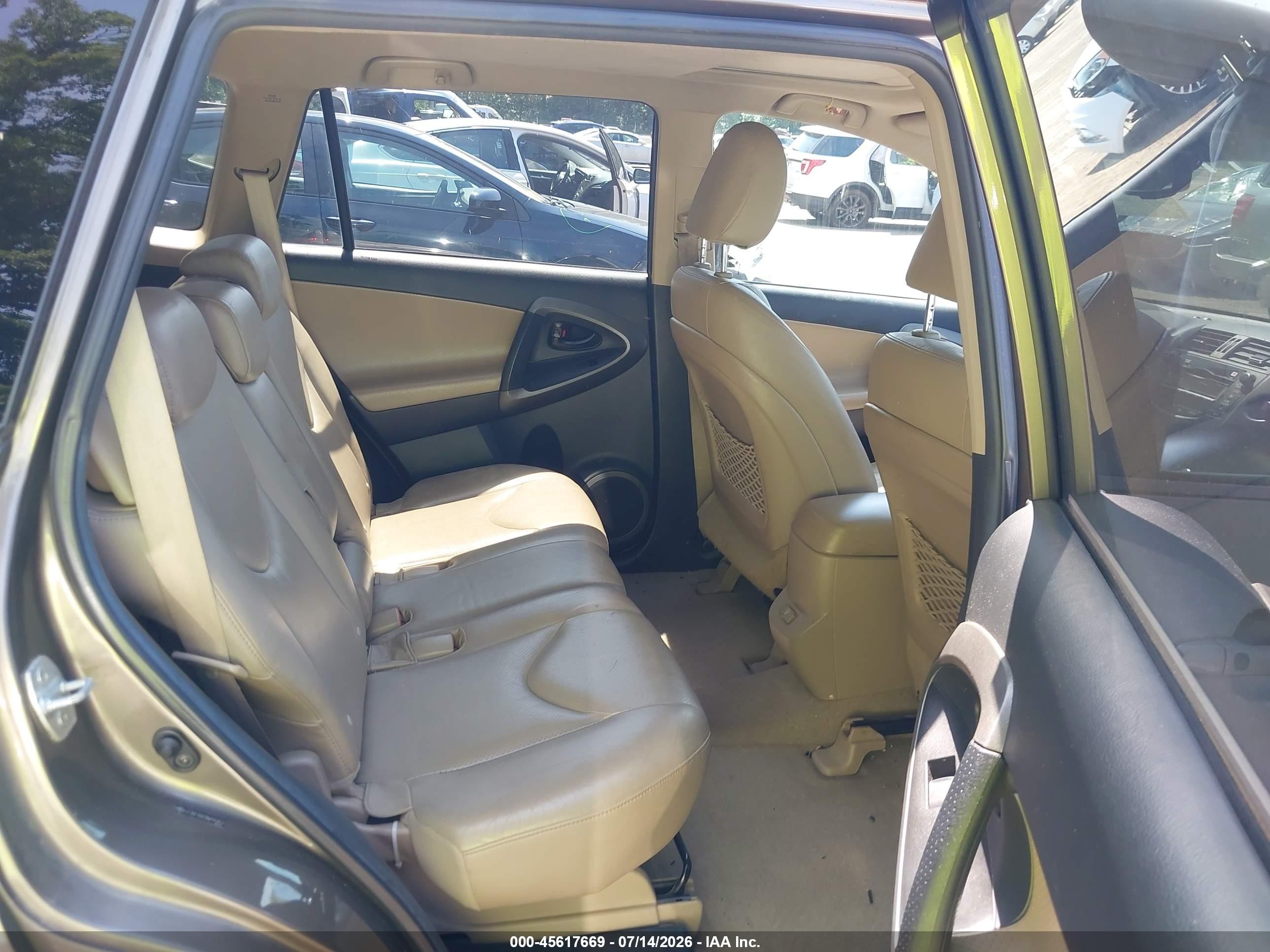 2011 Toyota Rav4 Limited Tan vin: 2T3DF4DV3BW145853
