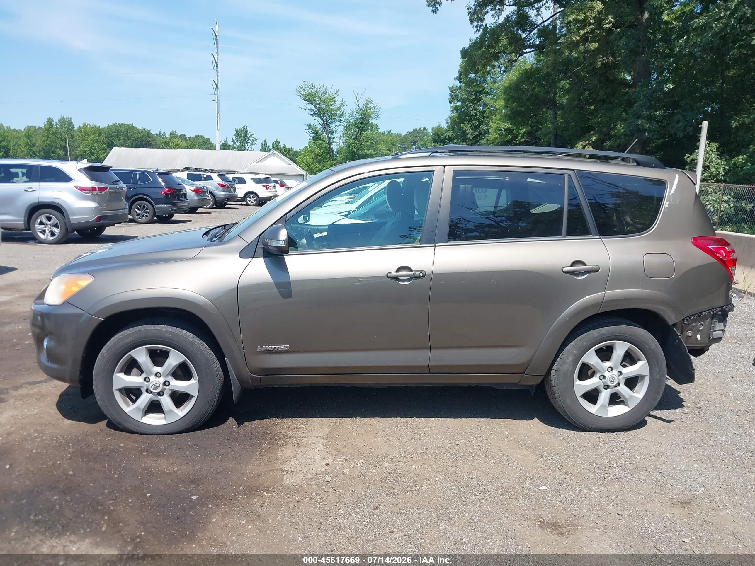 2011 Toyota Rav4 Limited Tan vin: 2T3DF4DV3BW145853